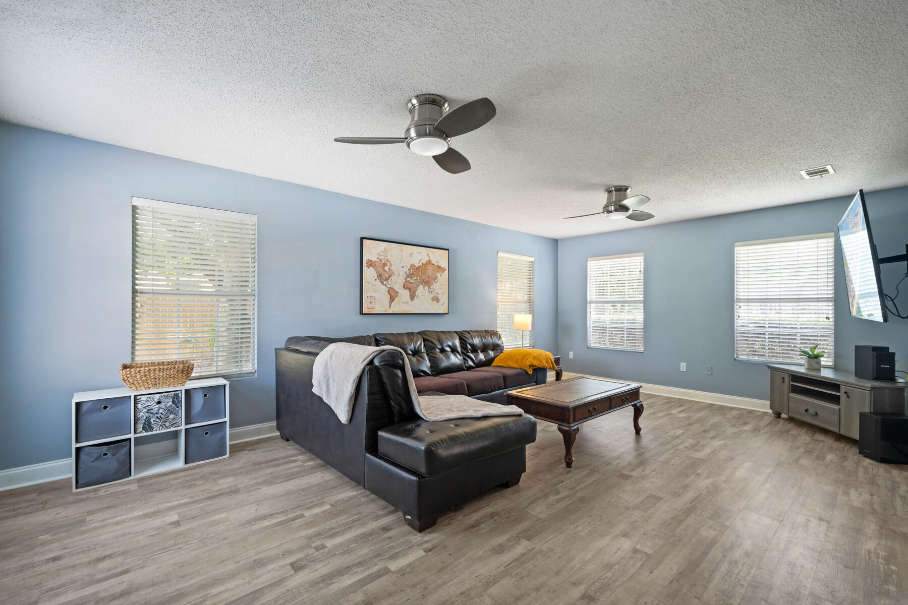 KELL-AIRE GARDENS - Residential