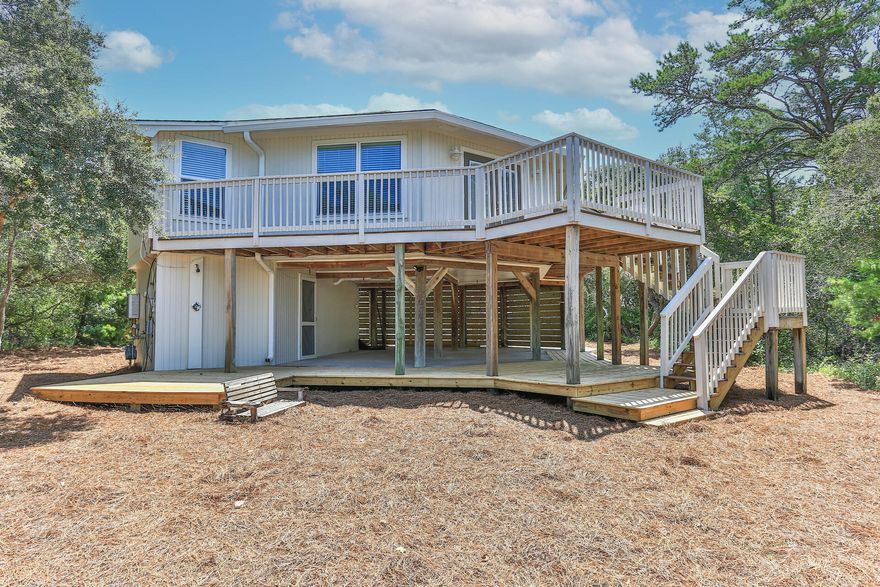 This charming 2 bedroom / 2 bath house is located in Blue Mountain Beach with the neighborhood beach access directly down the road.  The lot has access to both Blue Lake Rd and Gulf Point Rd.  Fantastic rental, second home, or primary.