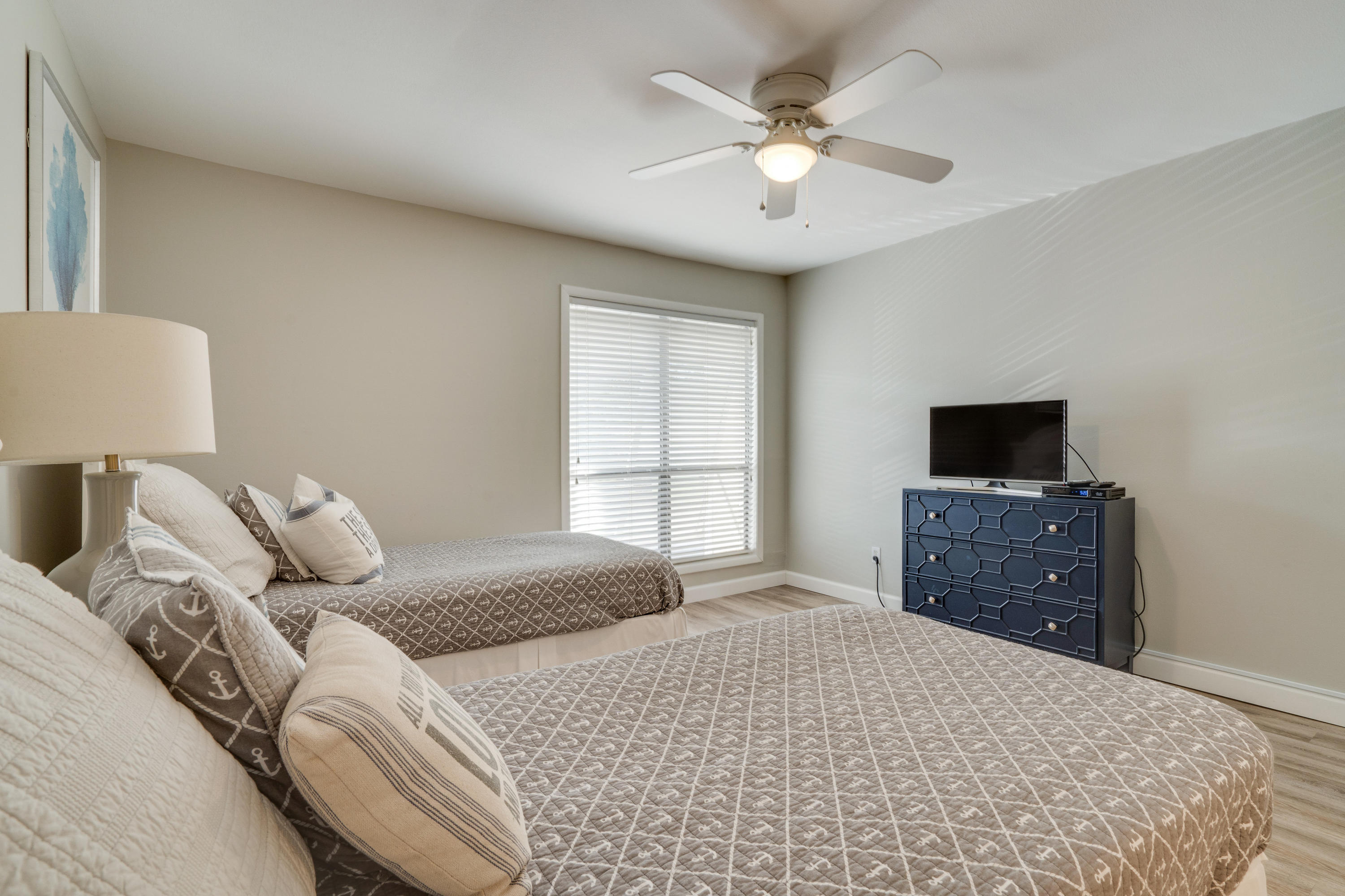 BAYOU VILLAGE CONDO PH 1 - Residential