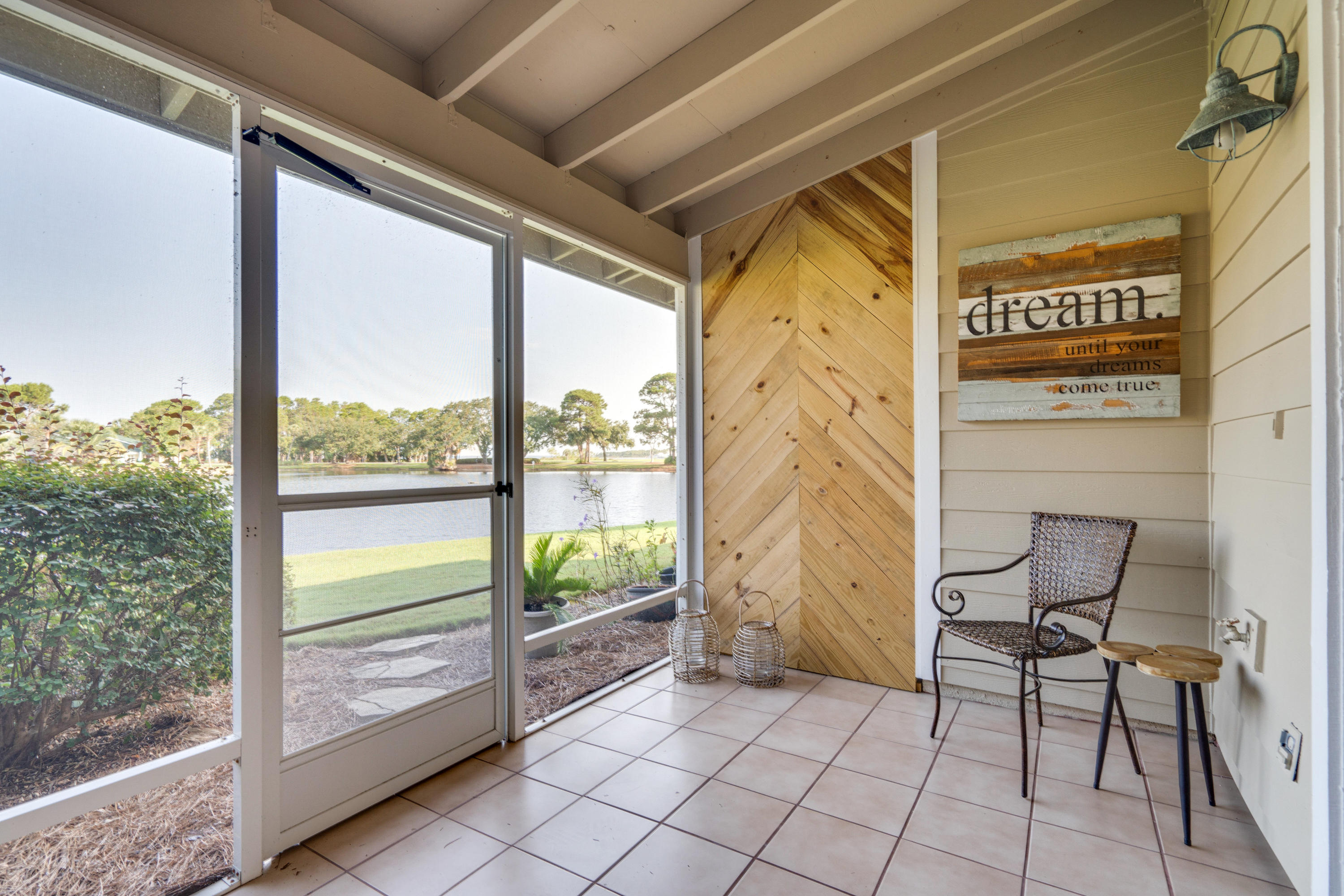 BAYOU VILLAGE CONDO PH 1 - Residential