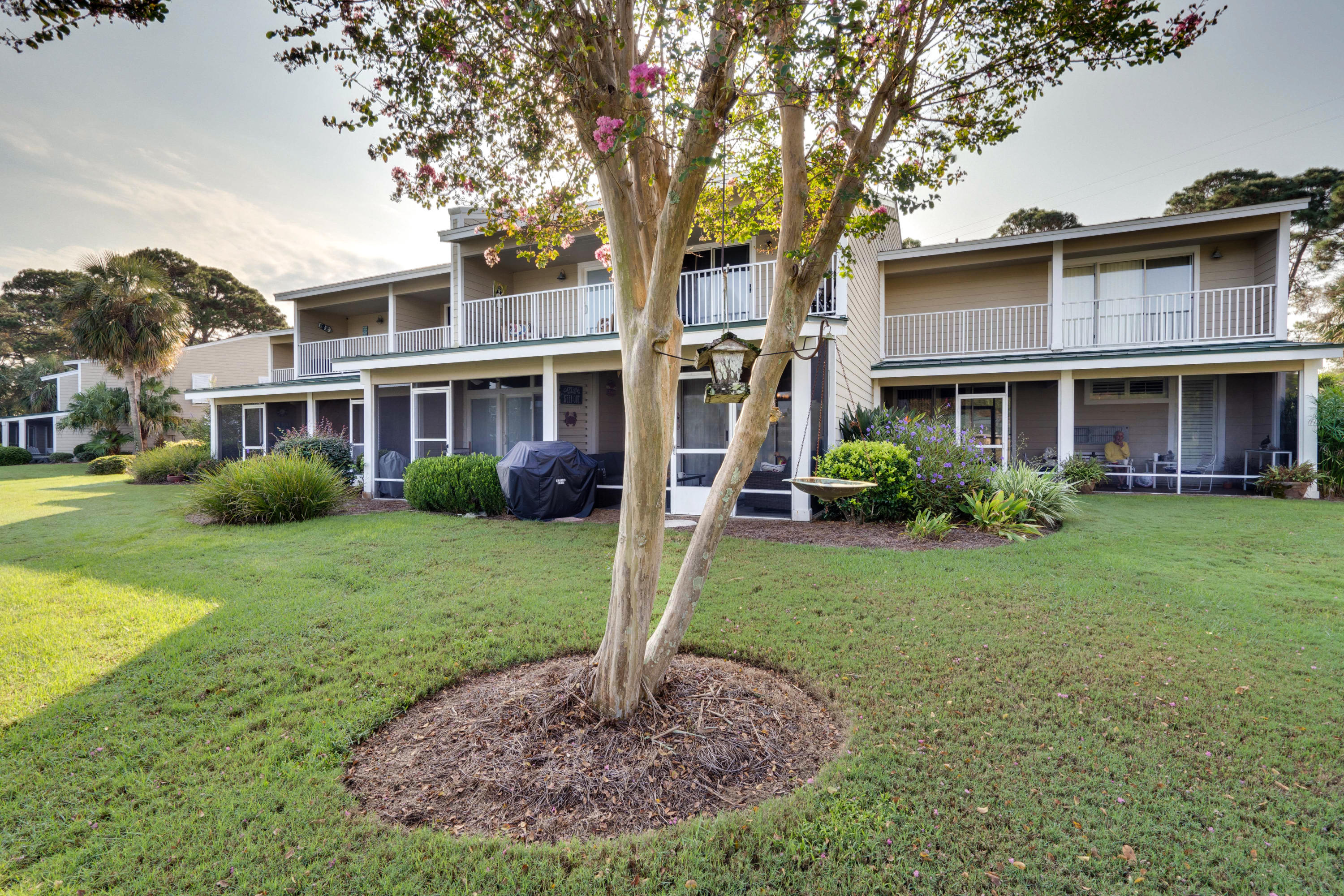 BAYOU VILLAGE CONDO PH 1 - Residential