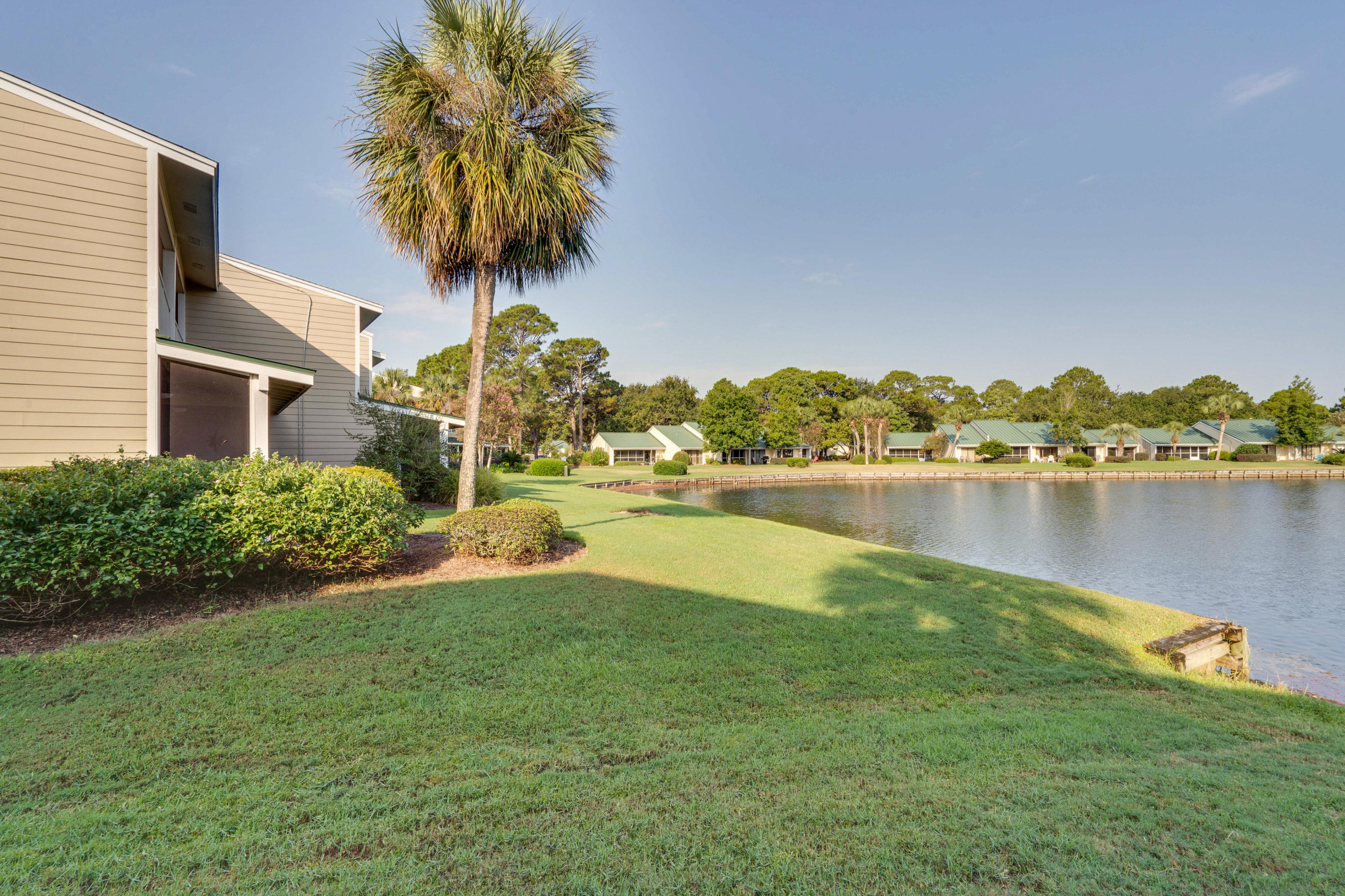 BAYOU VILLAGE CONDO PH 1 - Residential