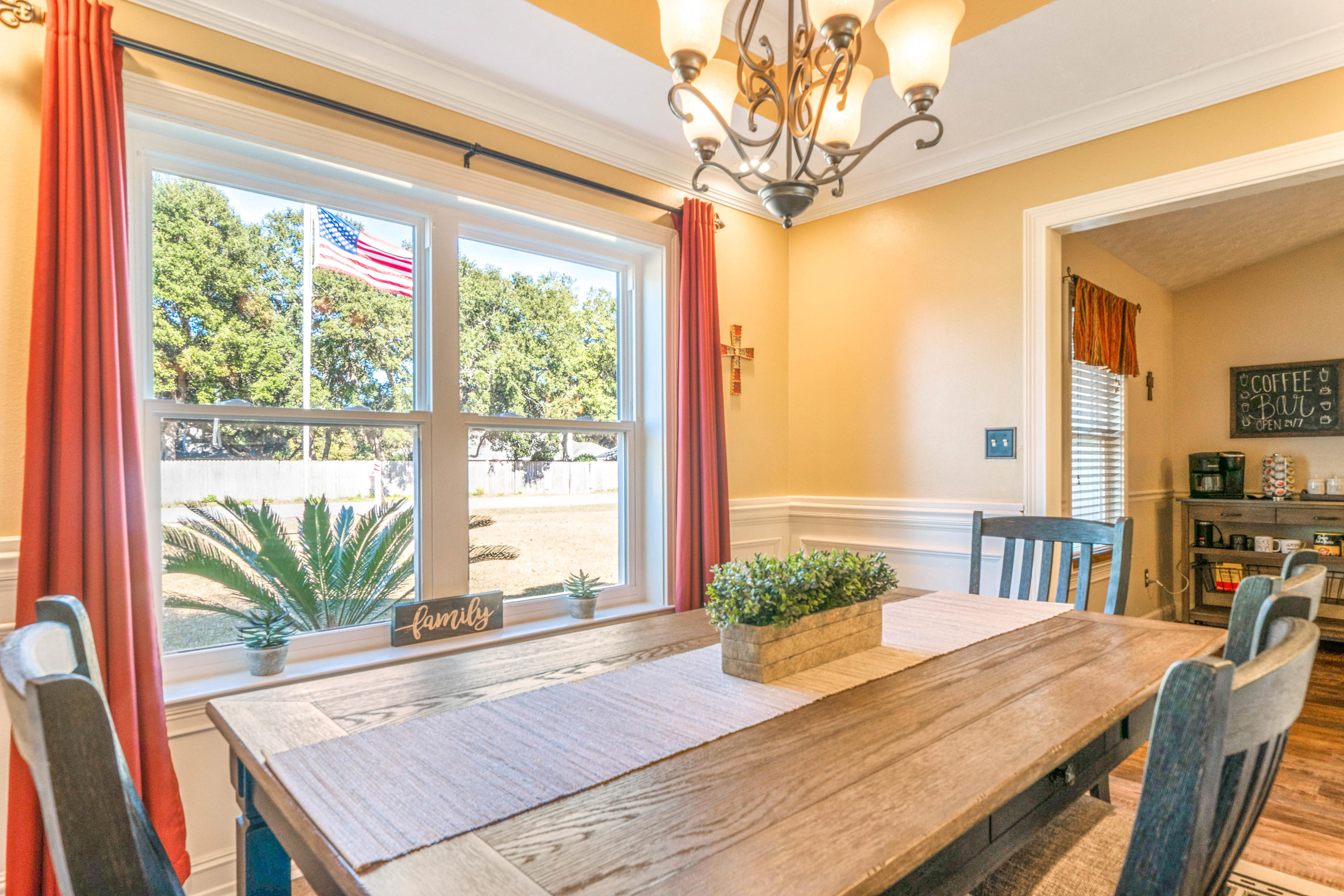 HOLLEY BY THE SEA - Residential