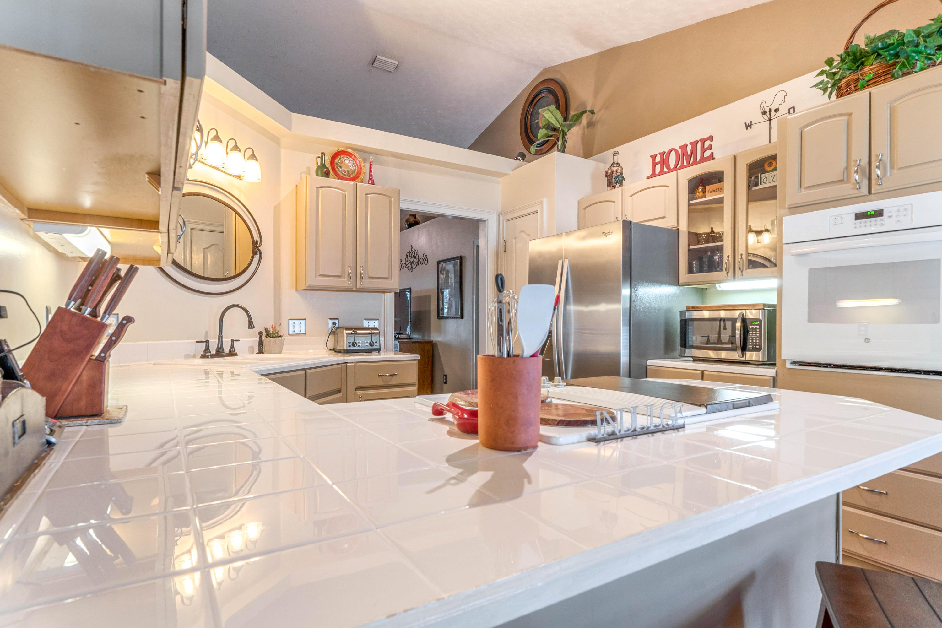 HOLLEY BY THE SEA - Residential