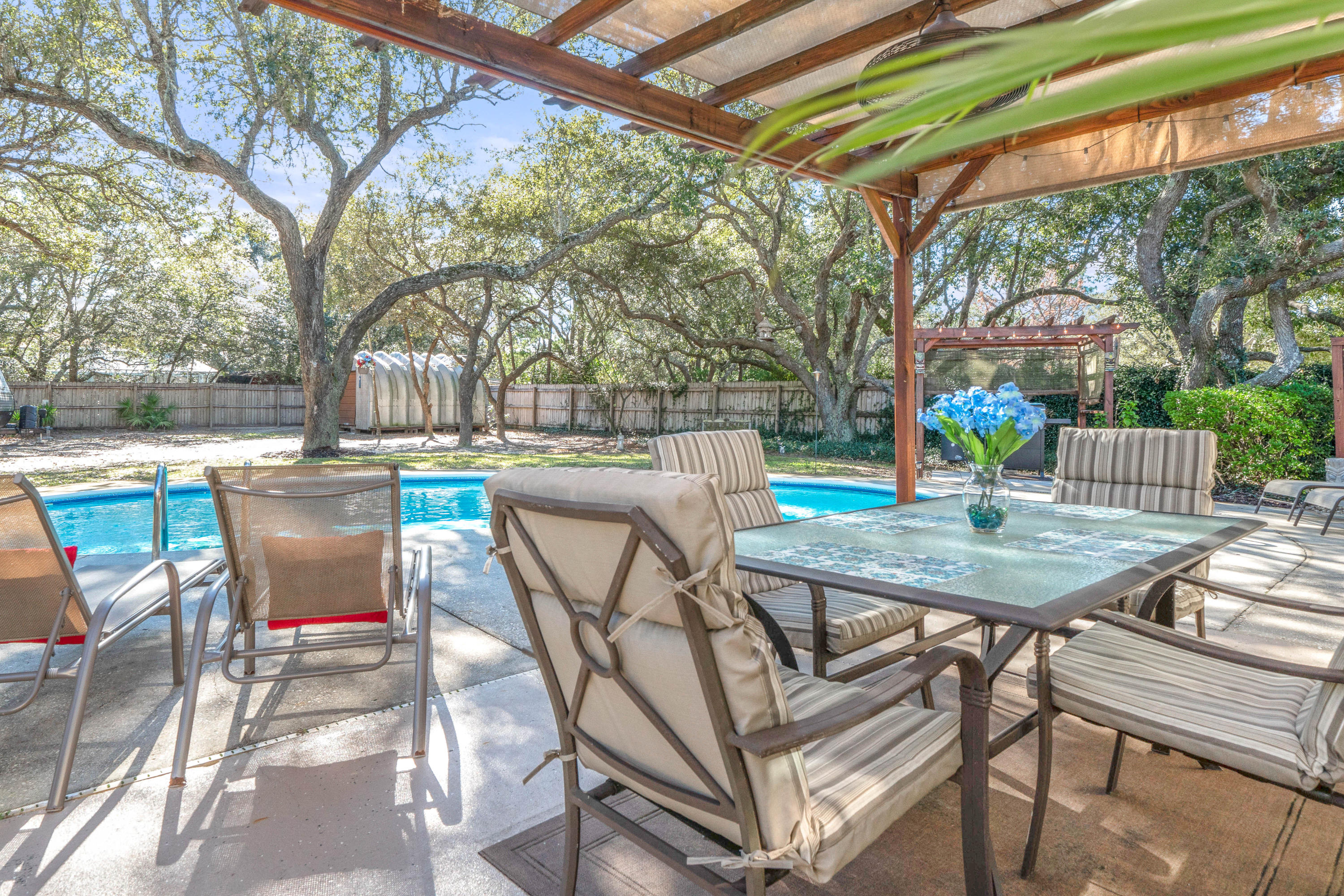 HOLLEY BY THE SEA - Residential