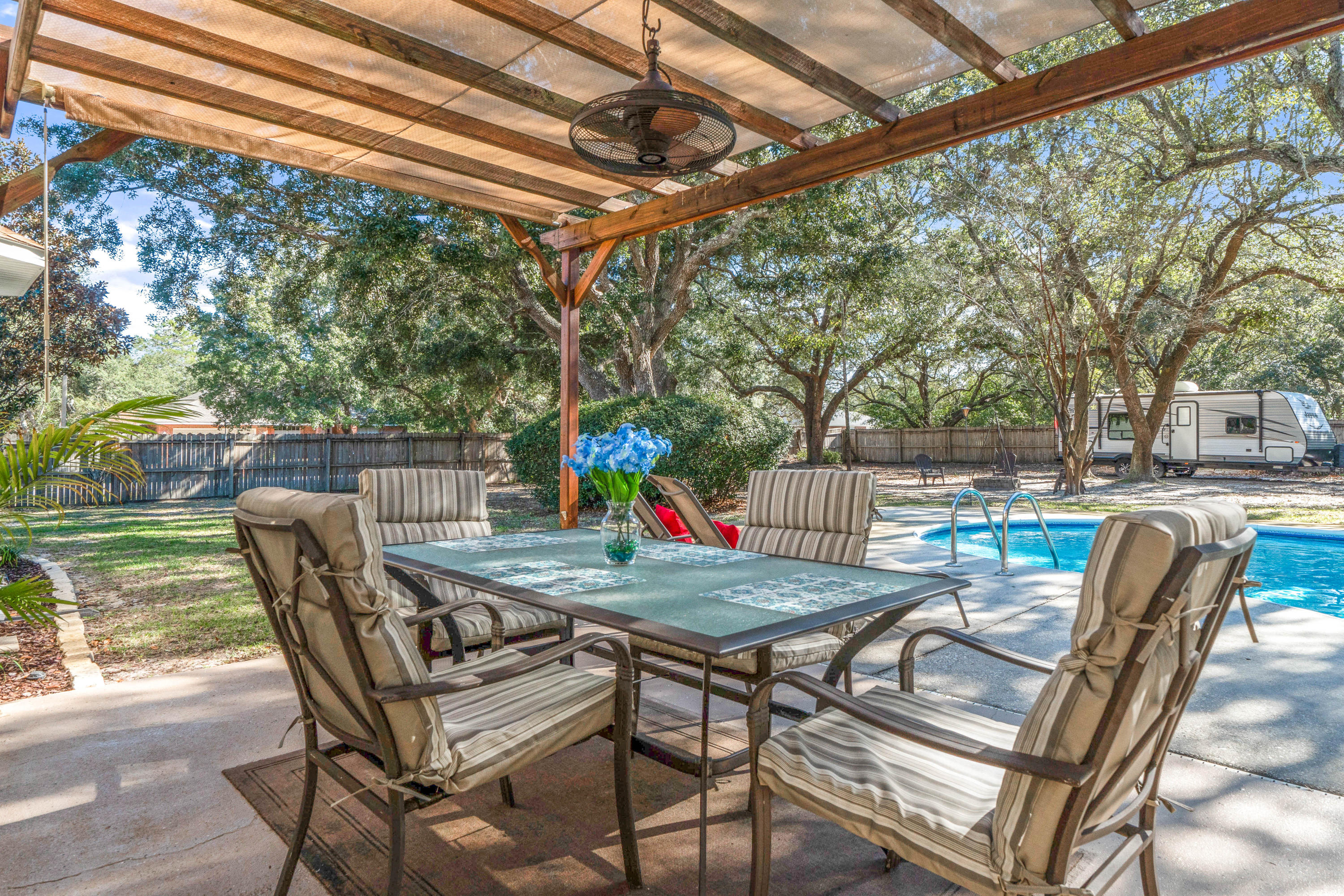 HOLLEY BY THE SEA - Residential