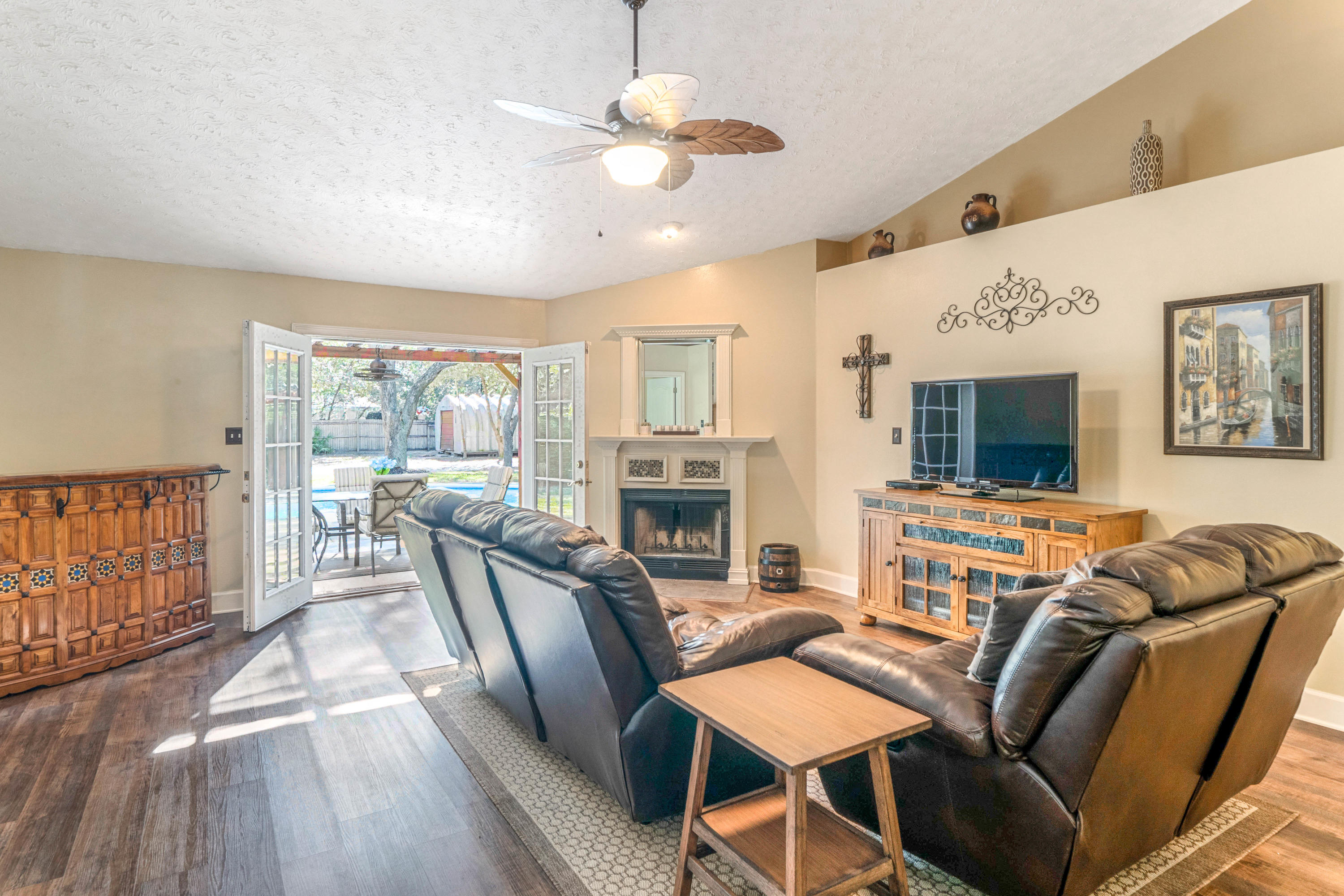 HOLLEY BY THE SEA - Residential