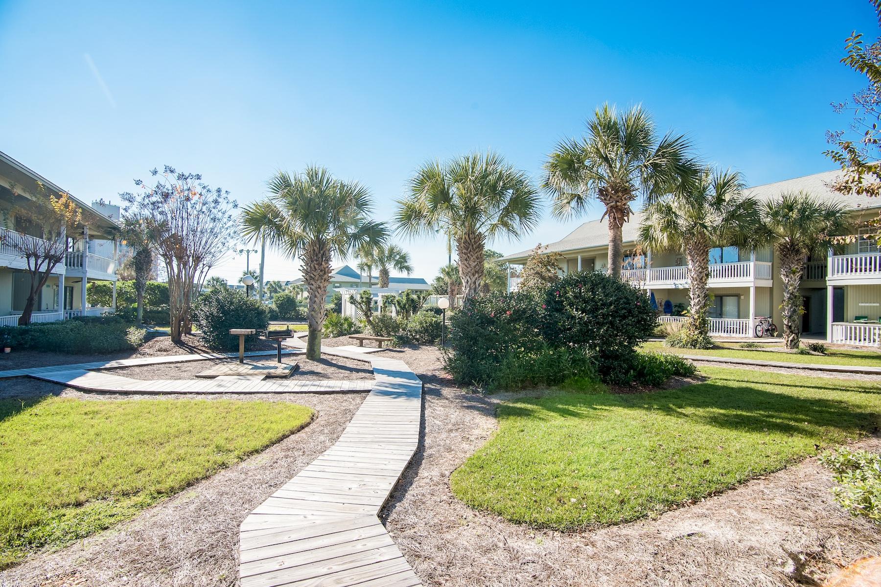 BEACHWOOD VILLAS CONDO - Residential