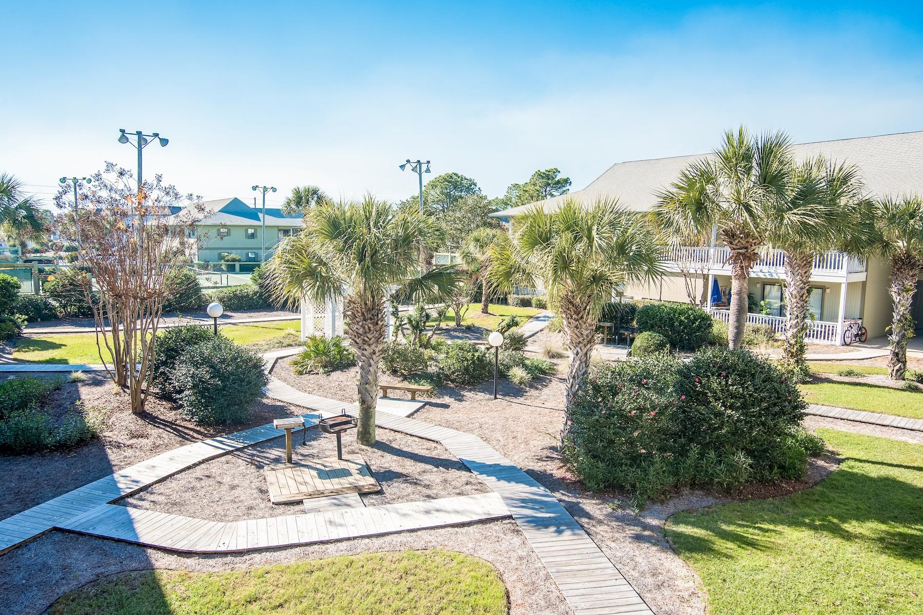 BEACHWOOD VILLAS CONDO - Residential