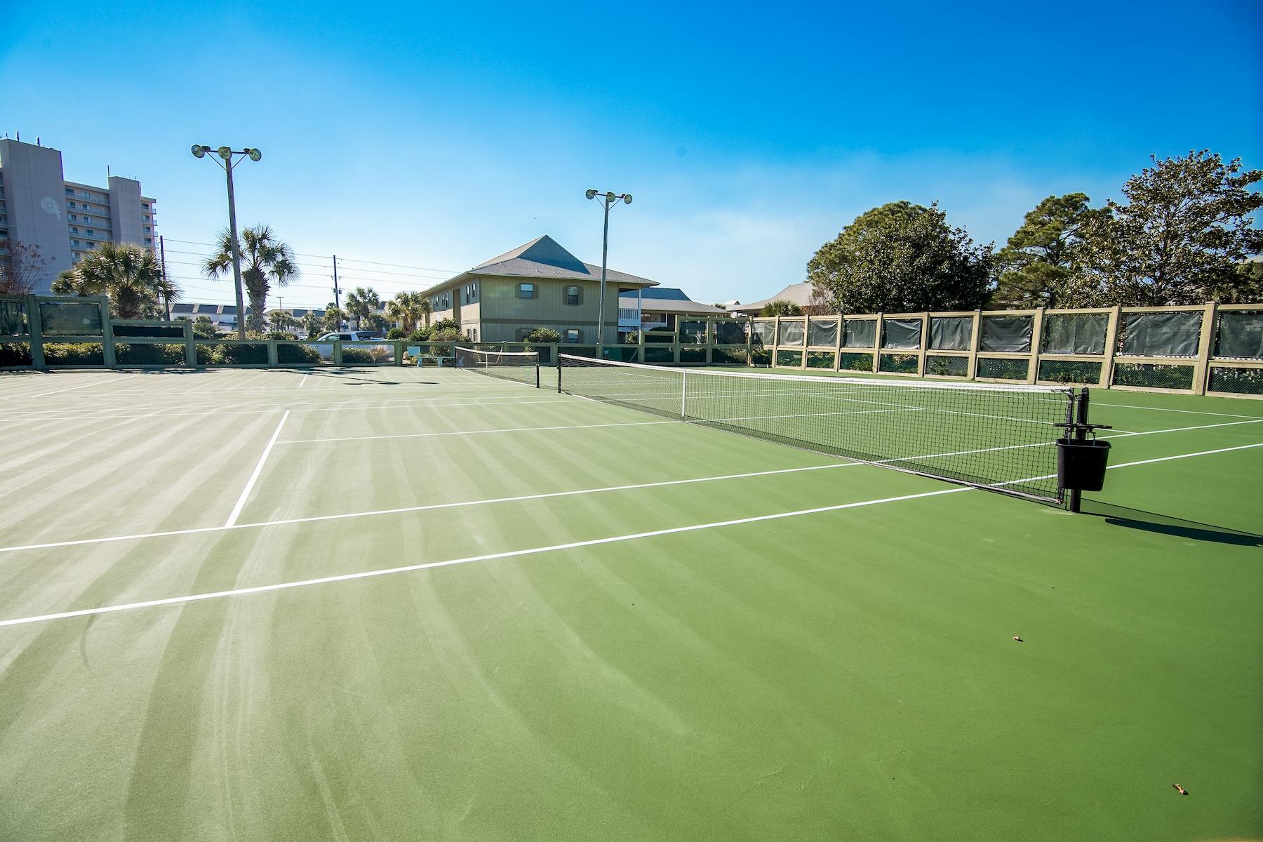 BEACHWOOD VILLAS CONDO - Residential