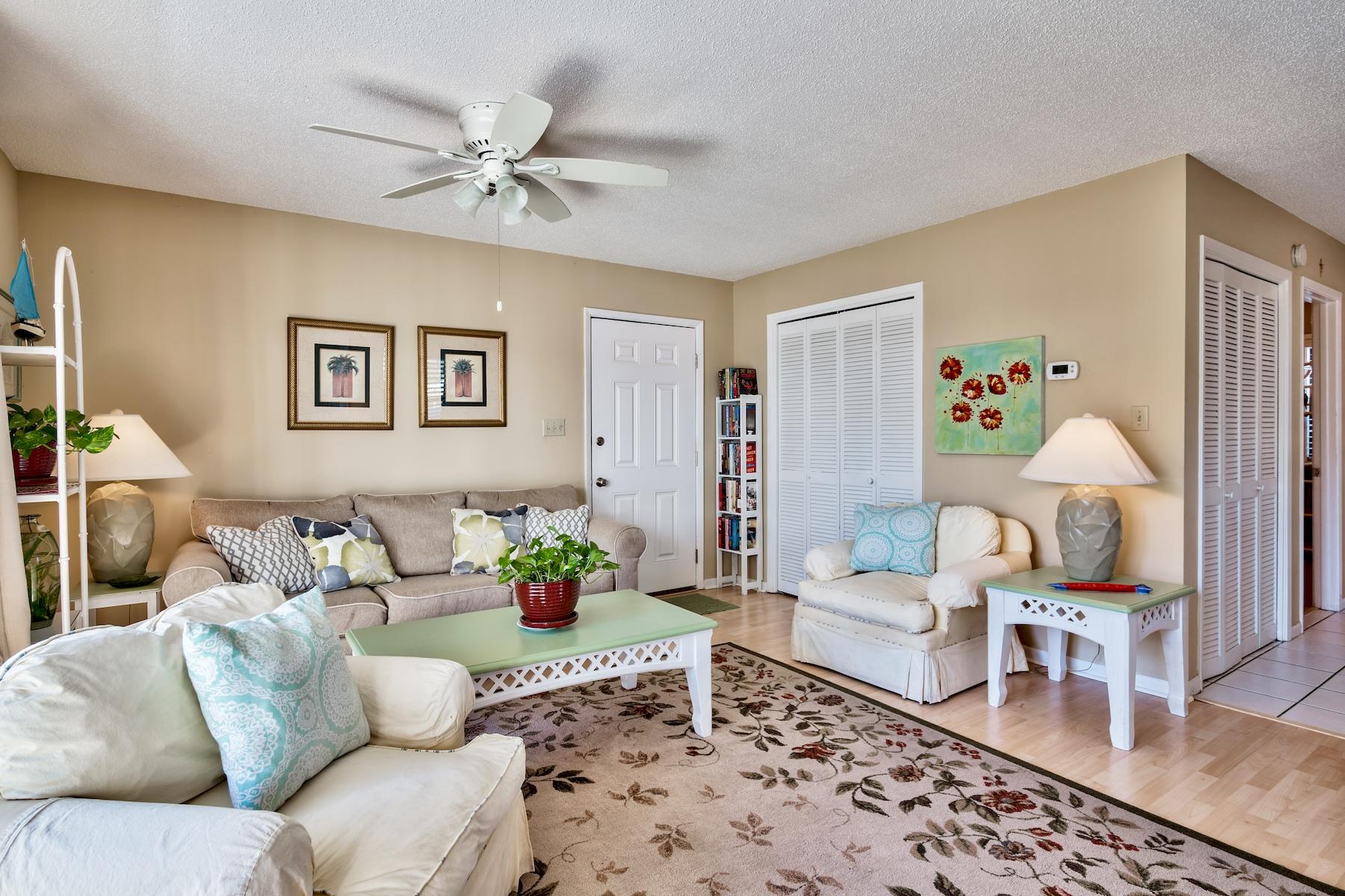 BEACHWOOD VILLAS CONDO - Residential