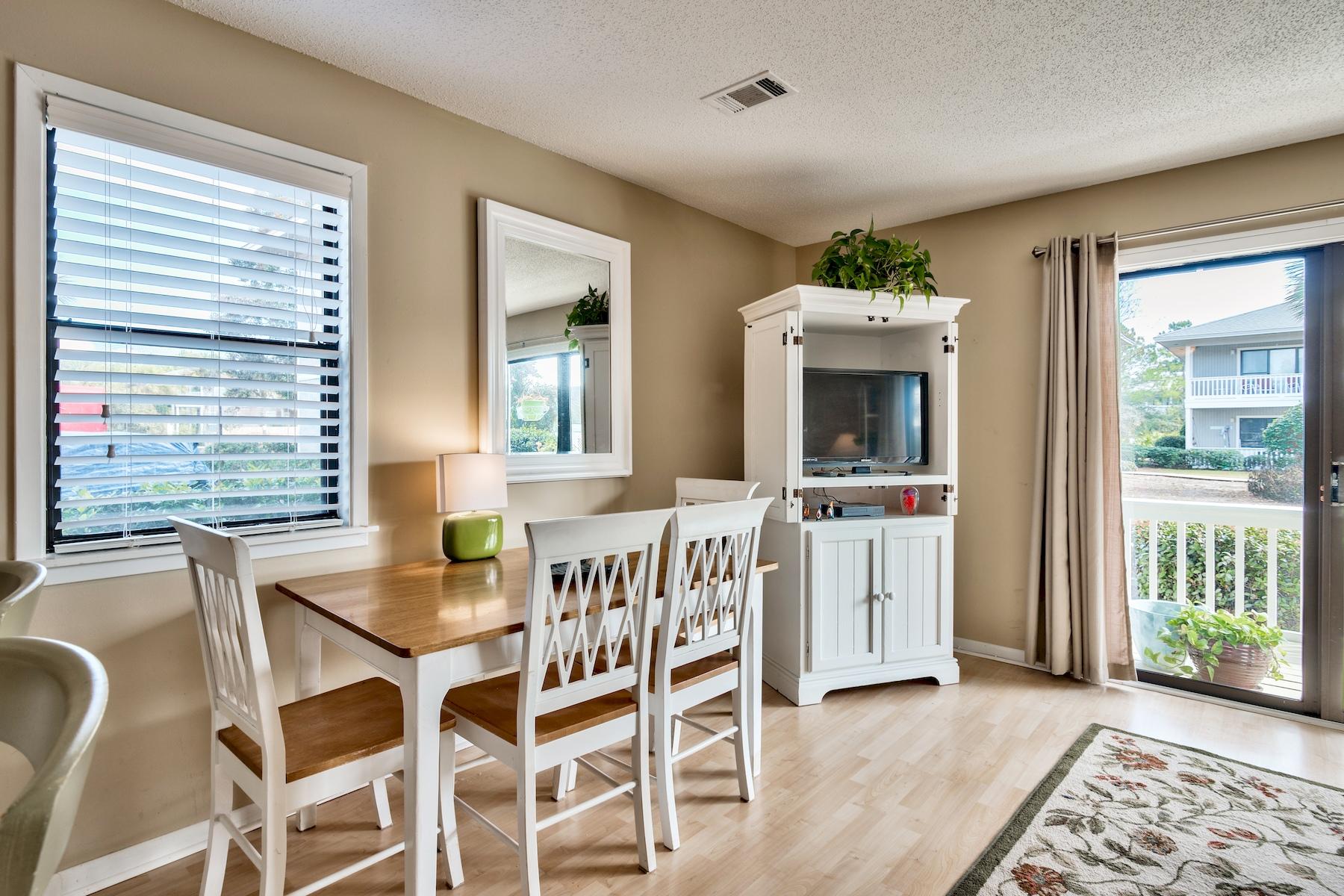 BEACHWOOD VILLAS CONDO - Residential