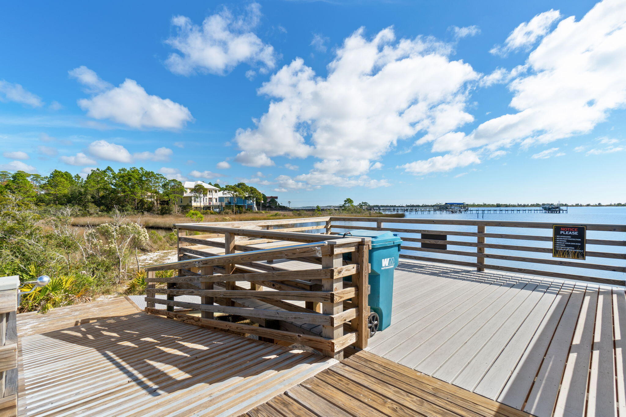 MARSH HARBOR - Residential