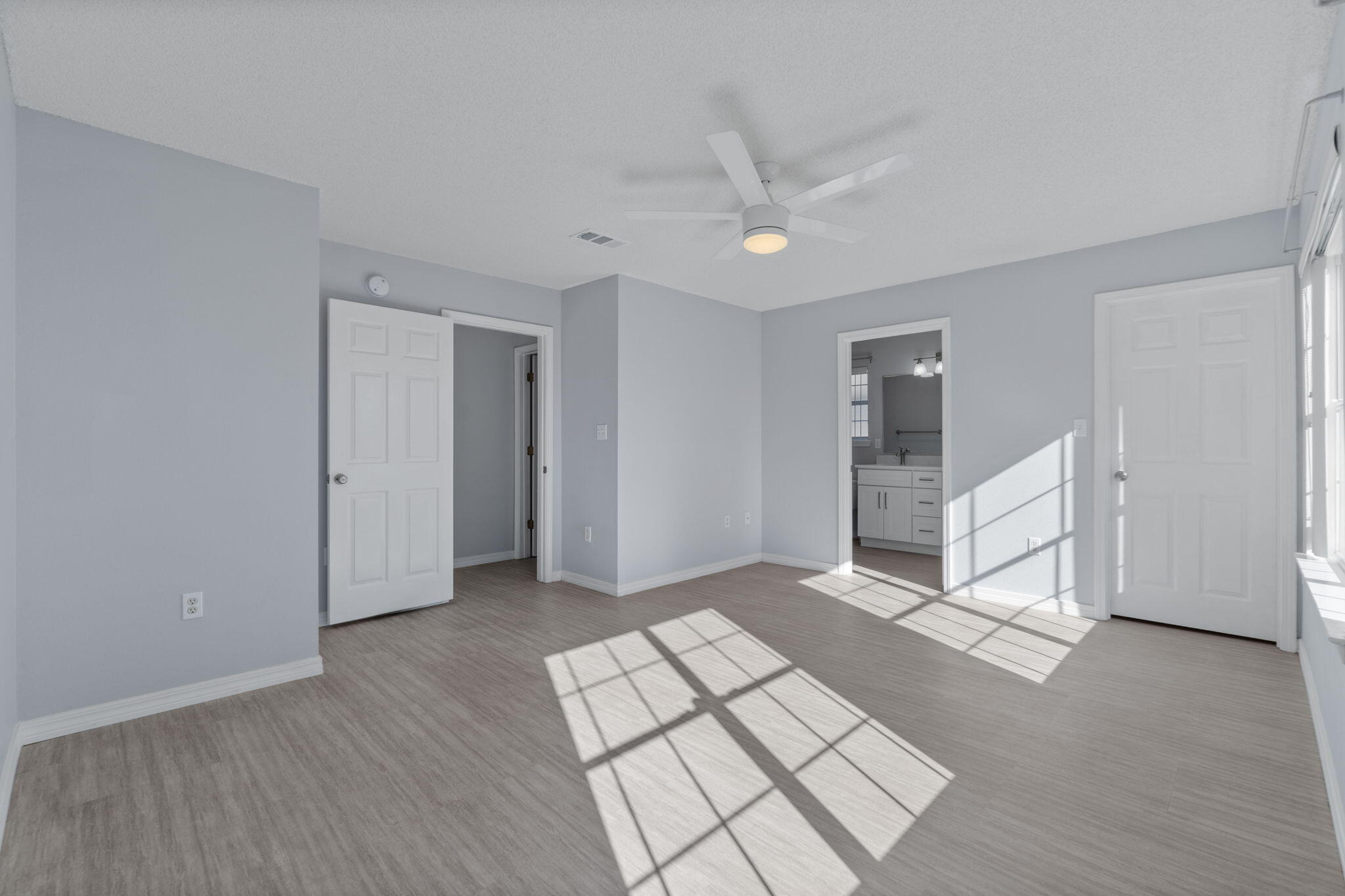 MARSH HARBOR - Residential