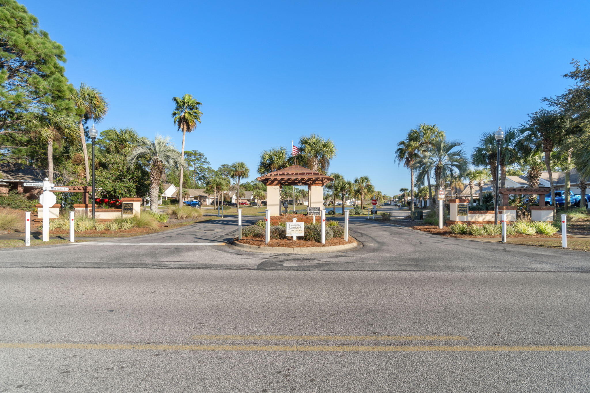 MARSH HARBOR - Residential