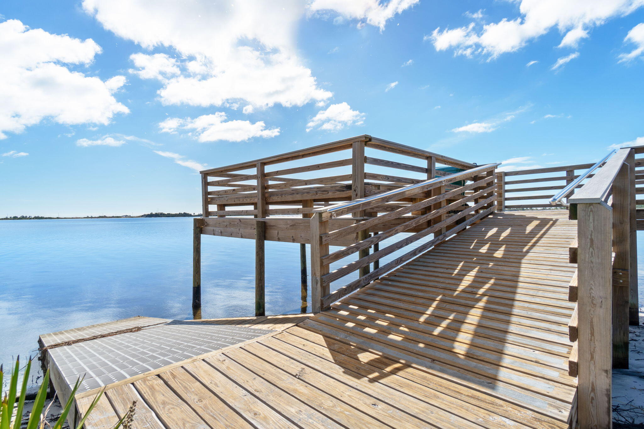 MARSH HARBOR - Residential