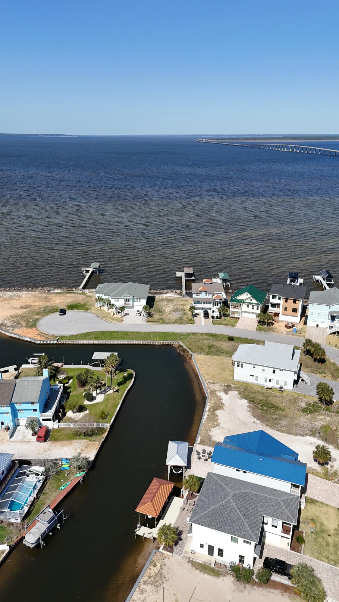 Clipper Bay - Land