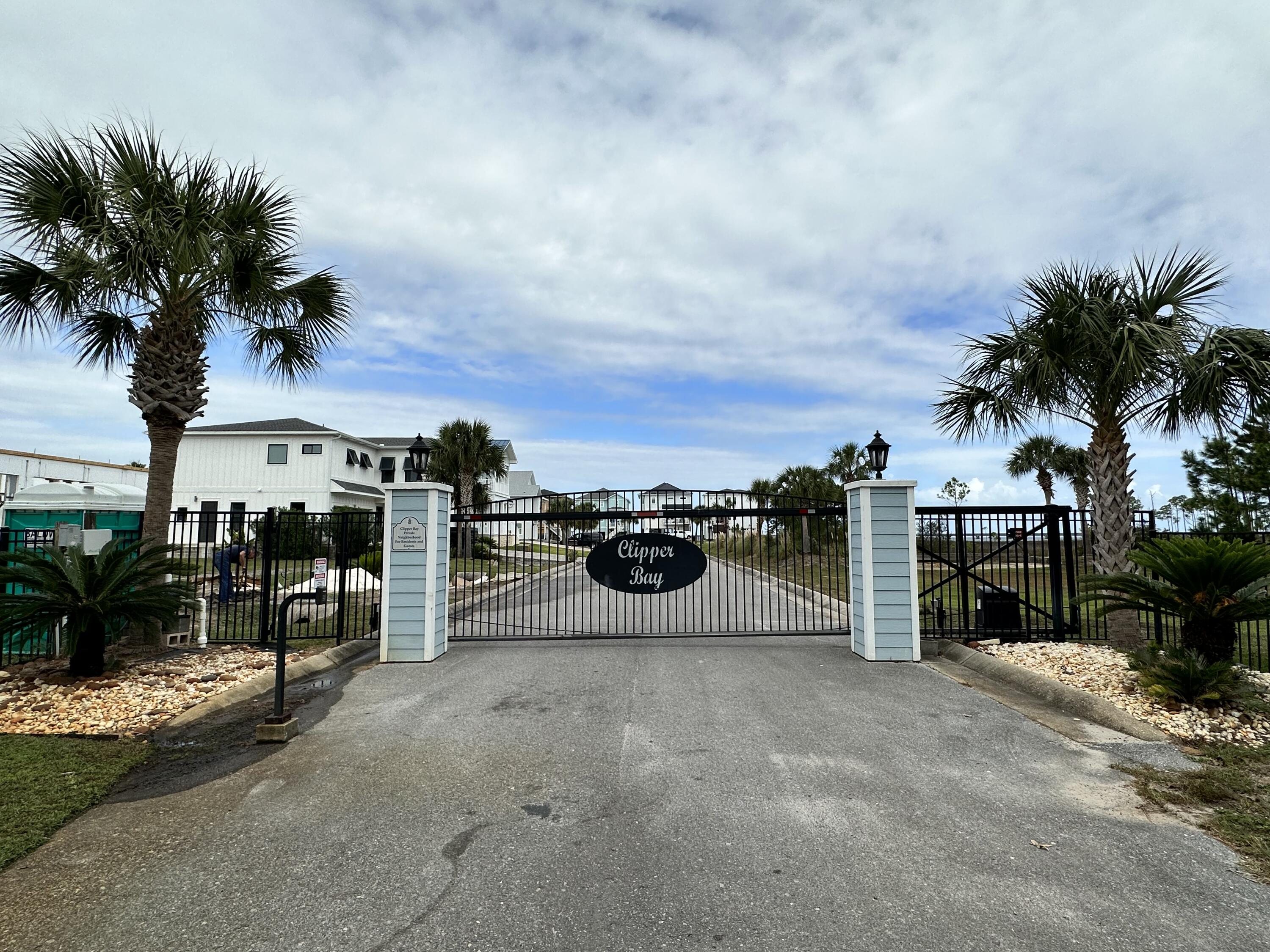 Clipper Bay - Land
