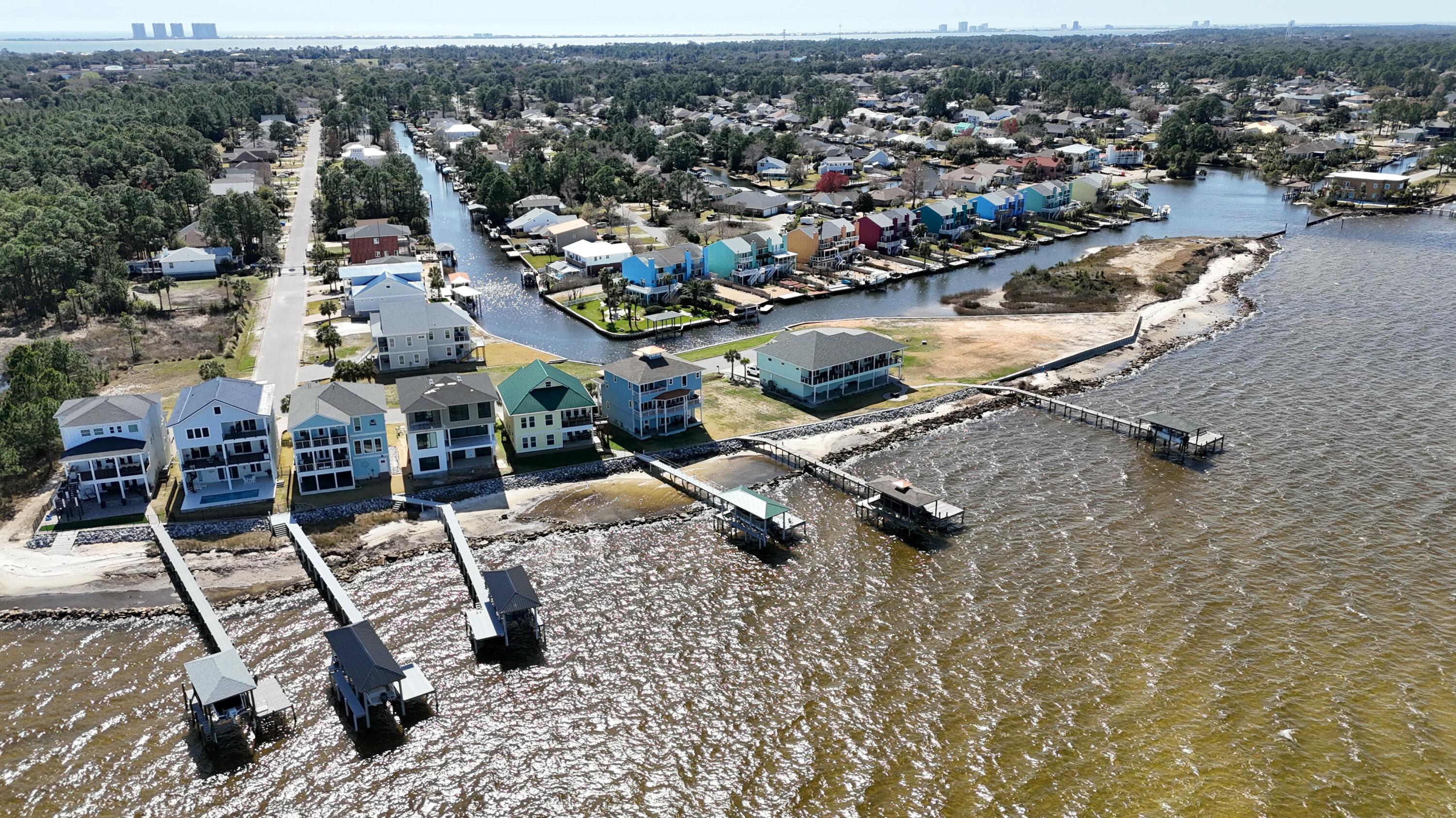 Clipper Bay - Land