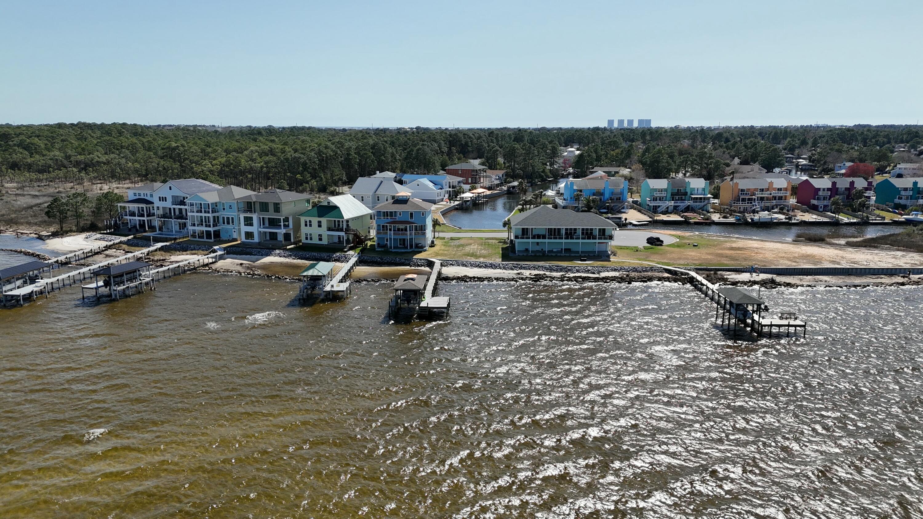 Clipper Bay - Land