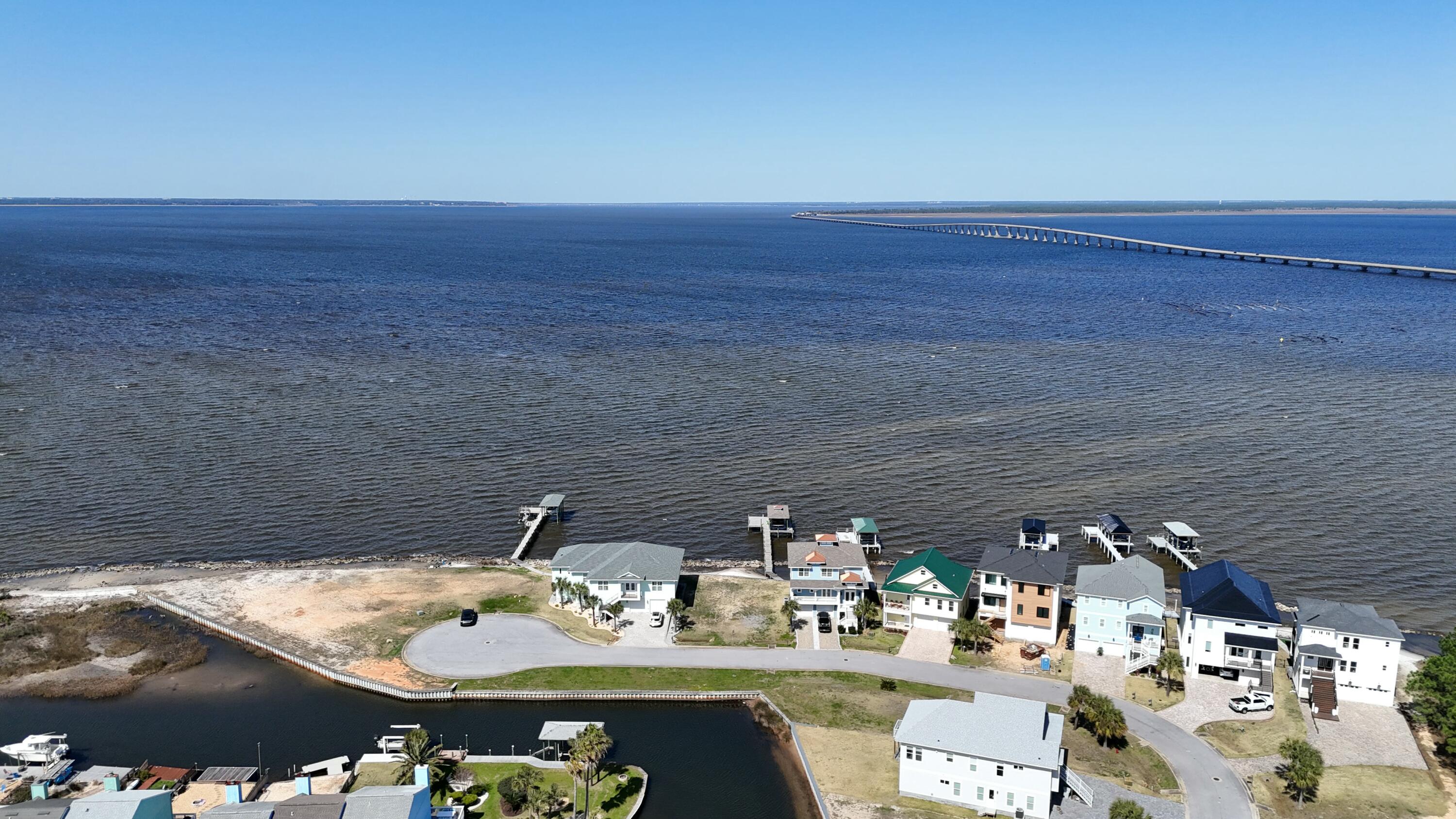 Clipper Bay - Land