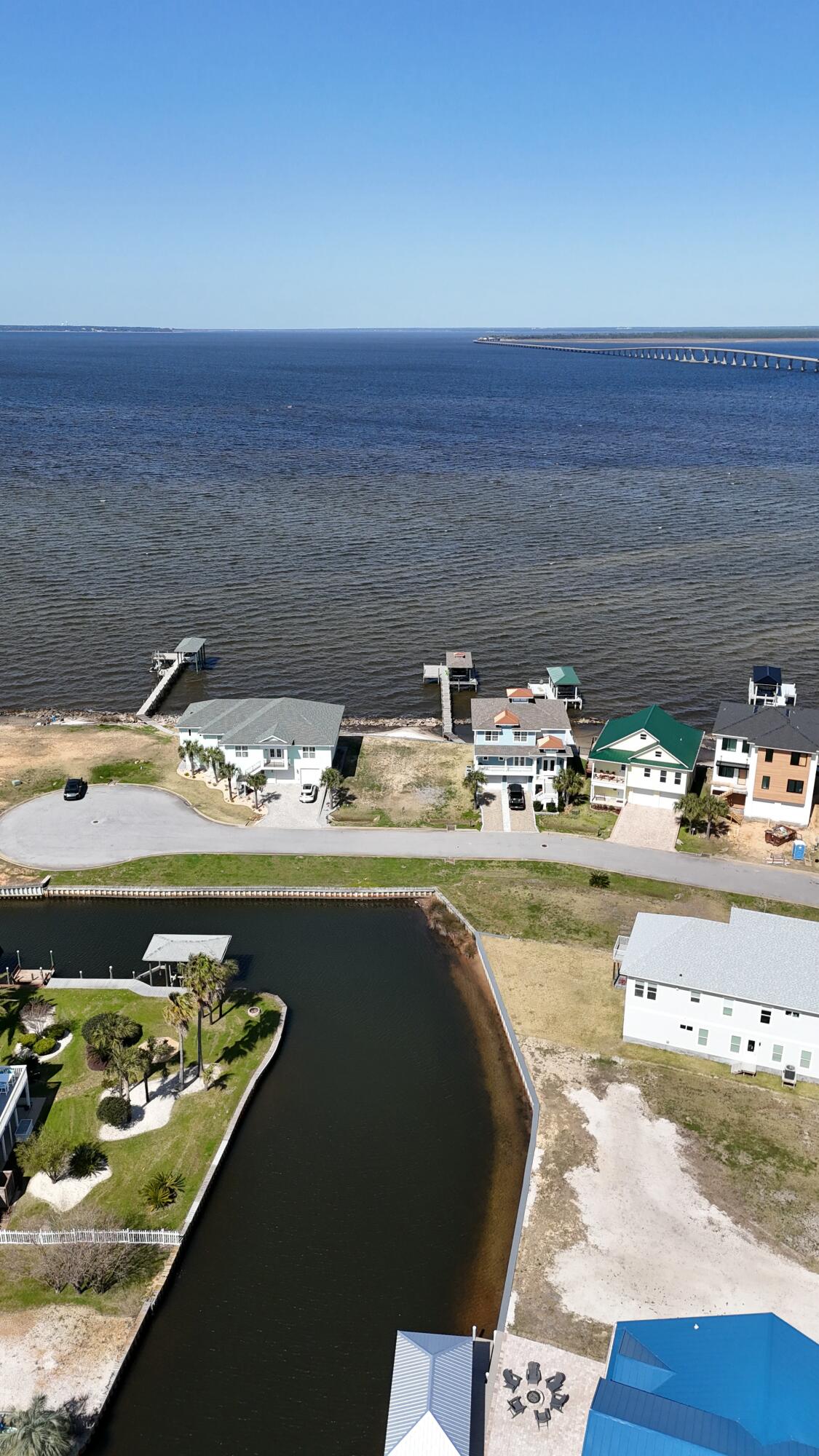 Clipper Bay - Land