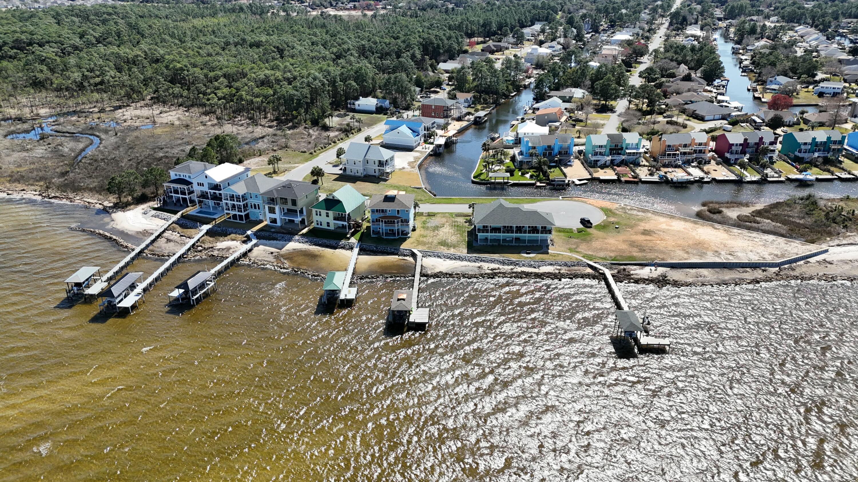 Clipper Bay - Land