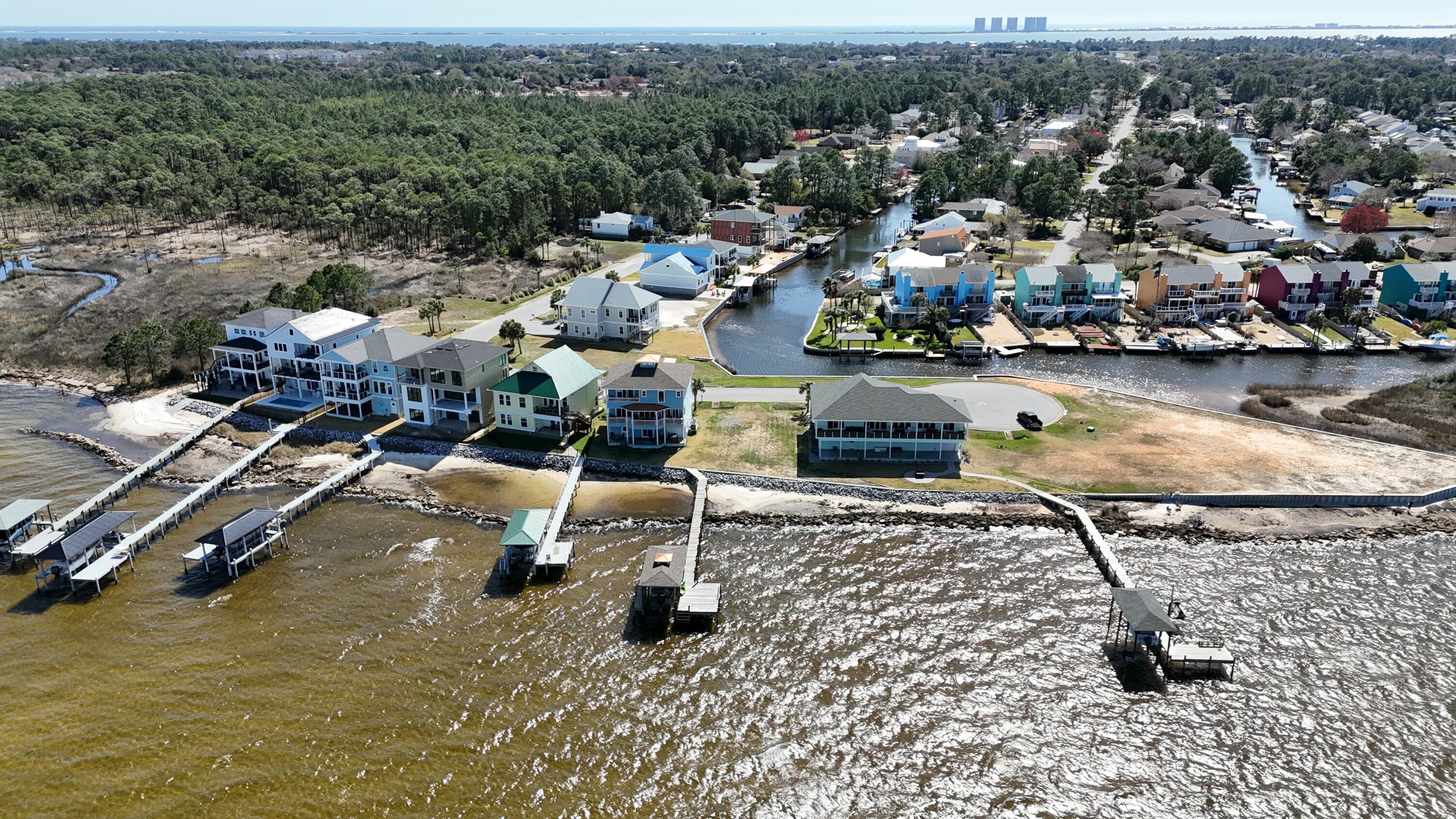 Clipper Bay - Land