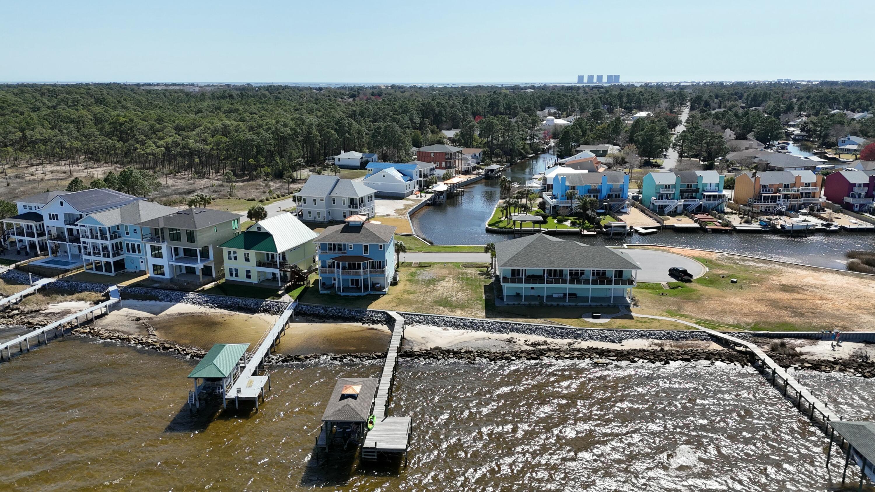 Clipper Bay - Land