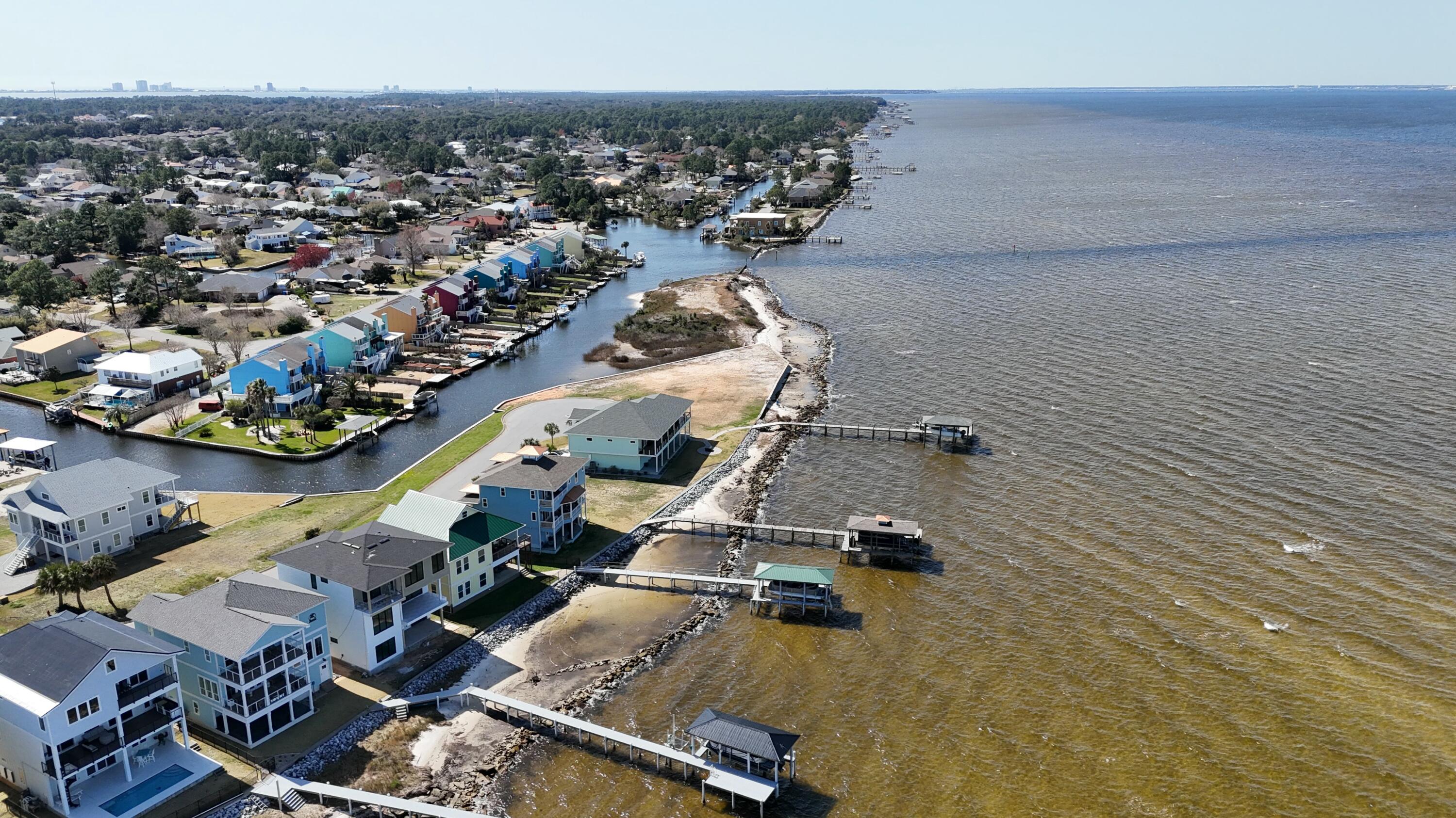 Clipper Bay - Land