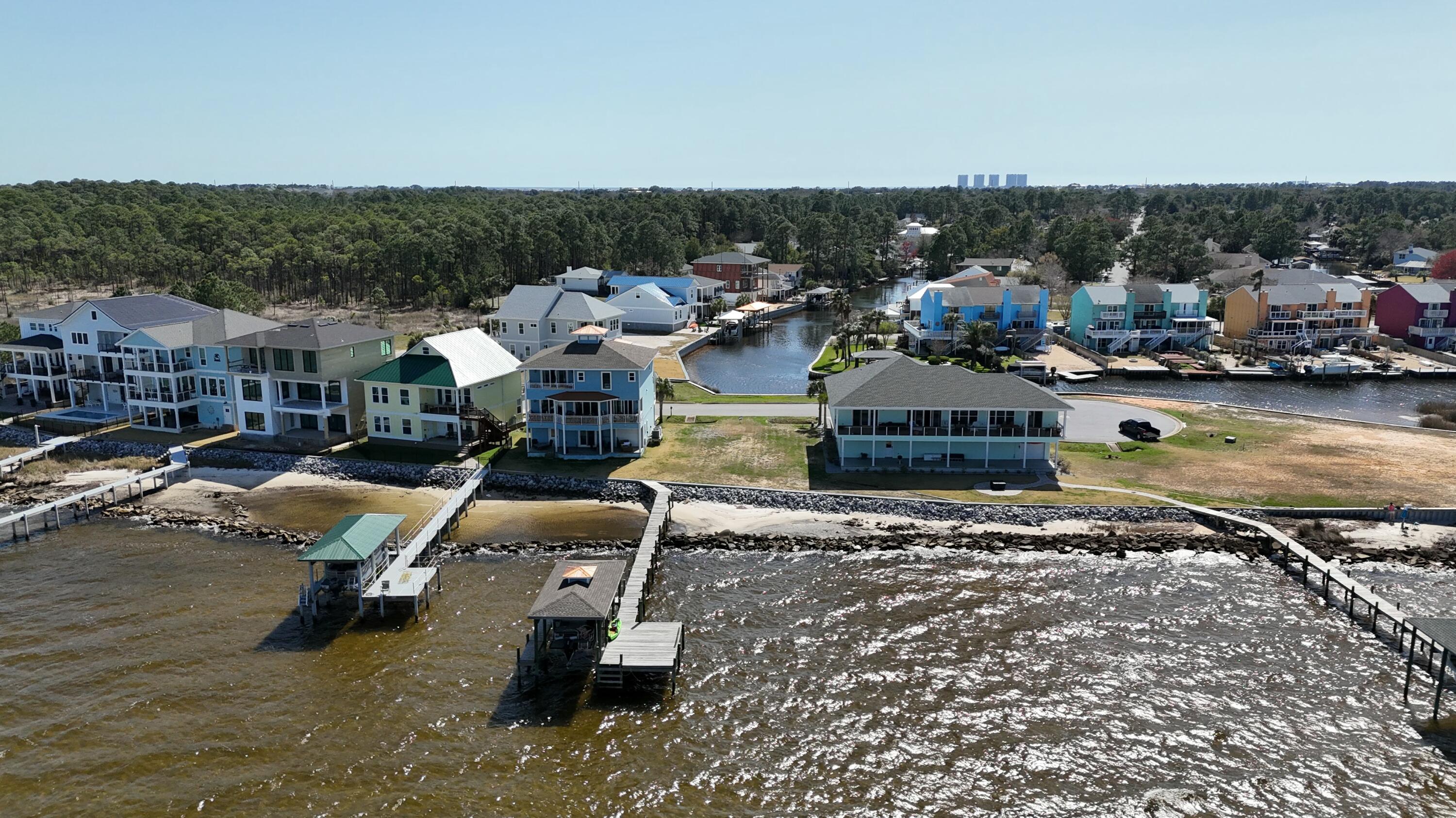 Clipper Bay - Land