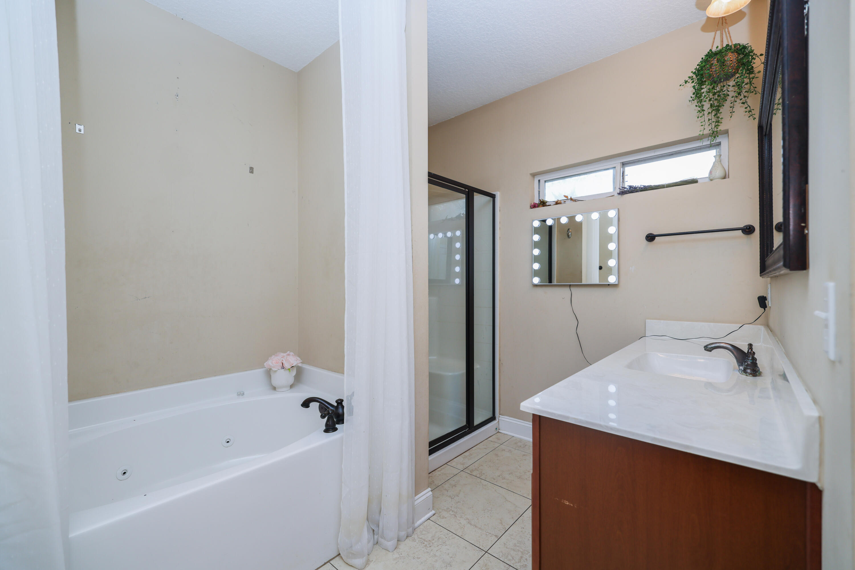 Seabreeze - Residential