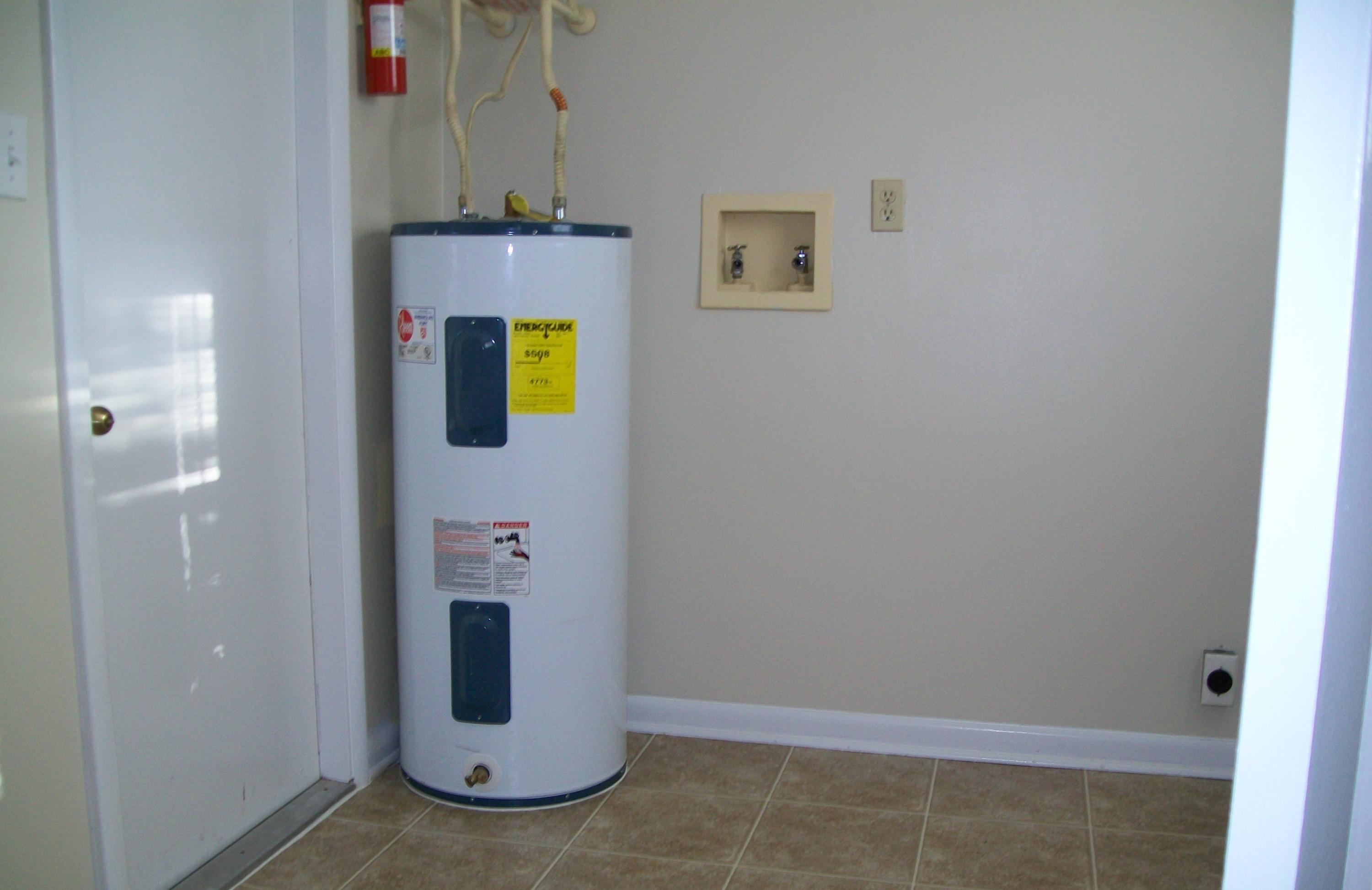 CIMARRON ESTATES - Residential Lease