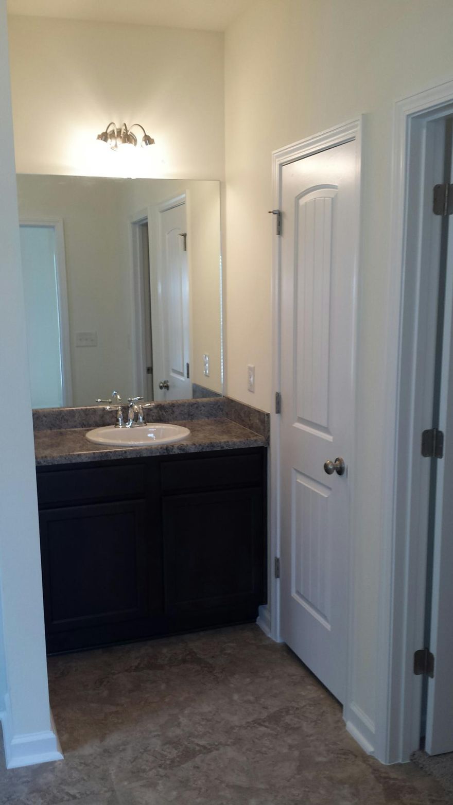 closing cost incentive when Preferred lender is selected.INCREDIBLE PRICE in a beautiful community packed with amenities. Located in the Schooner Landing Neighborhood at Hammock Bay! The Aspen plan has 3 bedrooms, 2 bathrooms and a two car garage. This homed also features a HUGE covered back porch, a spacious kitchen with tons of counter space. This home is a must see.Monthly HOA fees for Schooner Landing of $ 295 INCLUDE: Over 150 Cable channels, Access to all pools, 24hour gym, Clubhouse, Movie Theatre, Tennis and Basketball Court, Playground, Bay Club with Fishing Pier. HOA in Schooner Landing also INCLUDES a full landscaping program. Every Yard is Maintained- Cut, fertilized, i