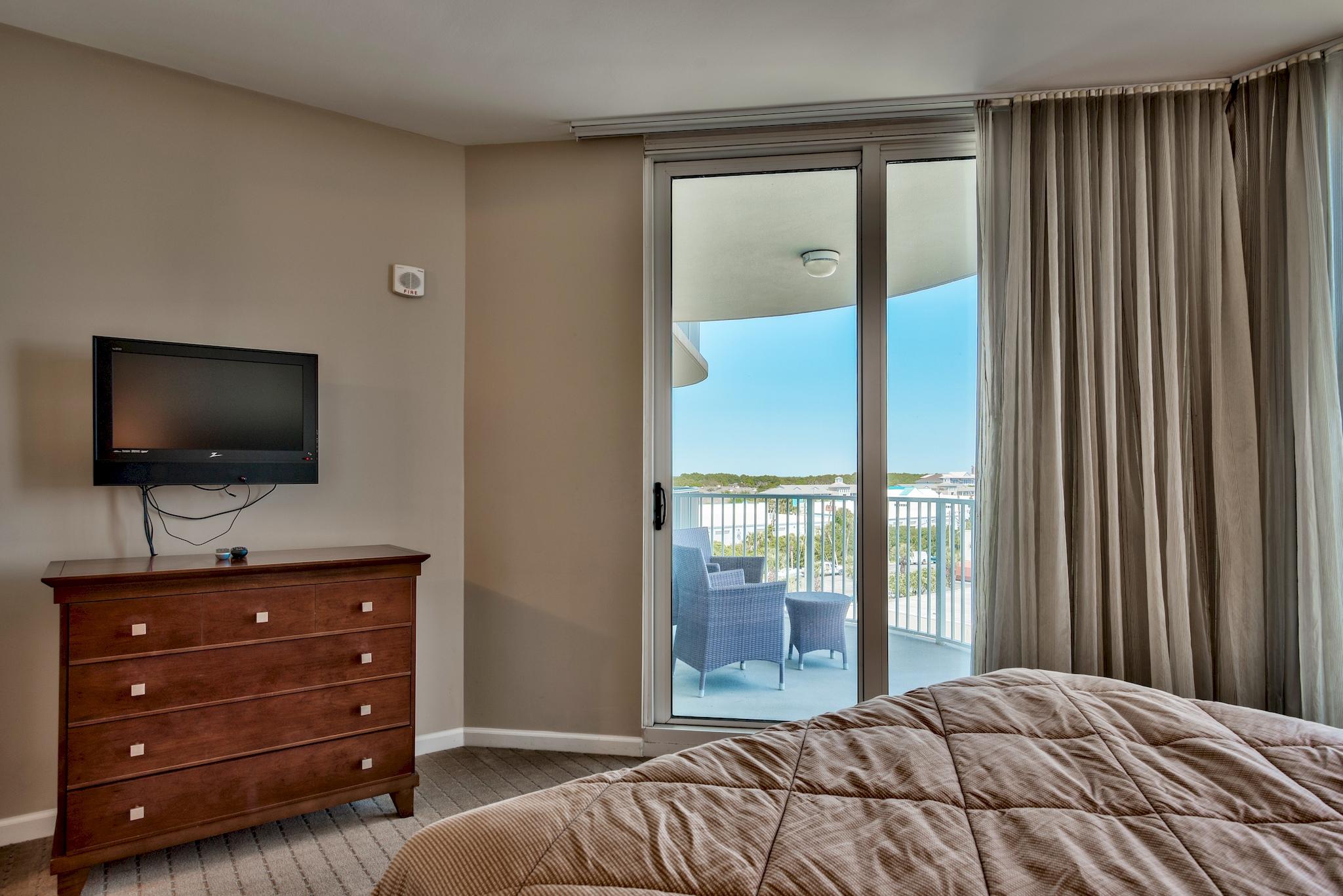 THE PALMS OF DESTIN - Residential