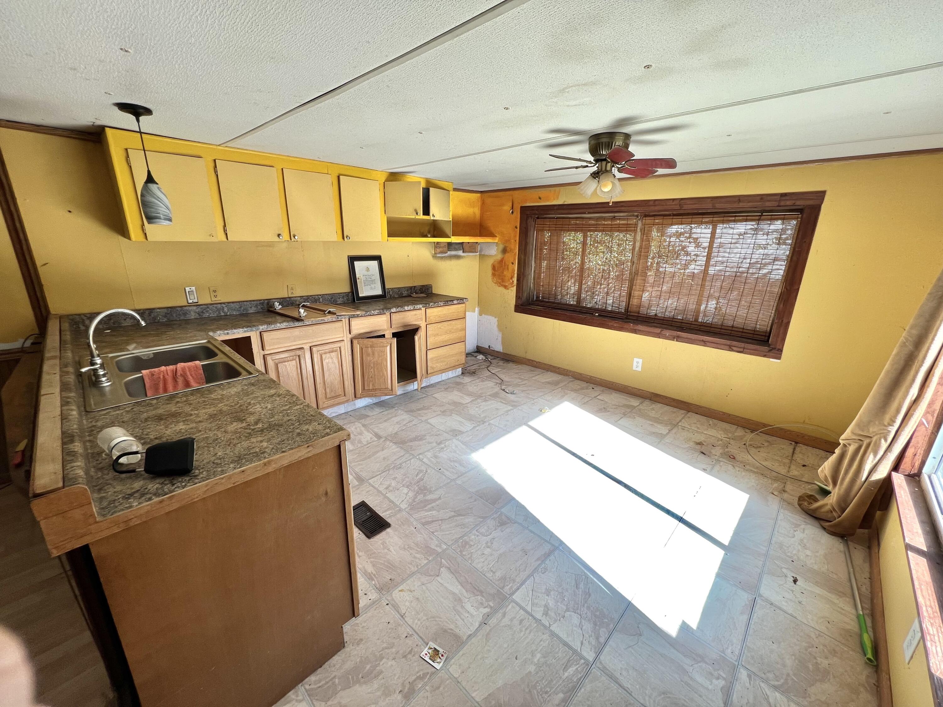 BLACKJACK ESTATES - Residential