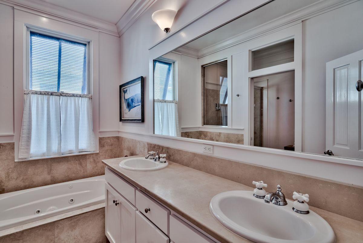 Frangista Beach - Residential