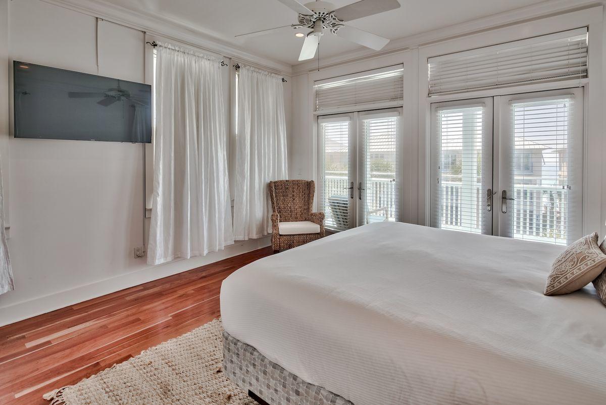 Frangista Beach - Residential