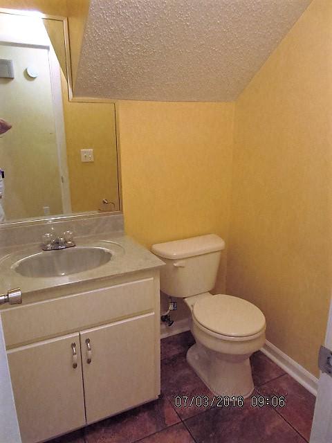 METES & BOUNDS - Residential Lease