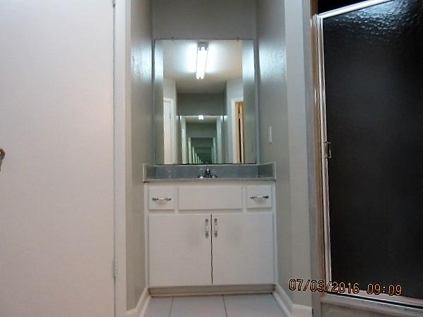 METES & BOUNDS - Residential Lease