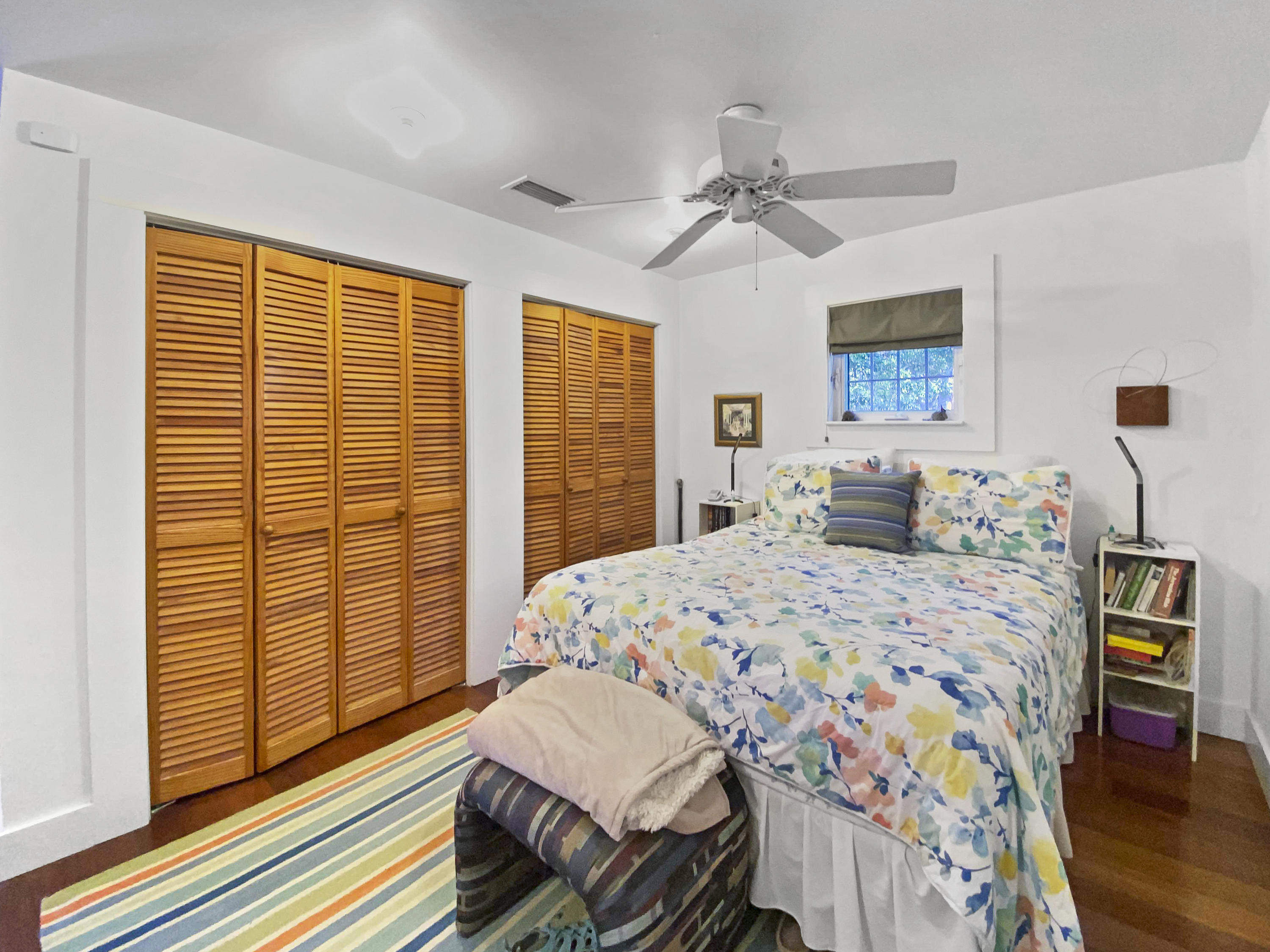 SEAGROVE SHORES 4TH ADD - Residential