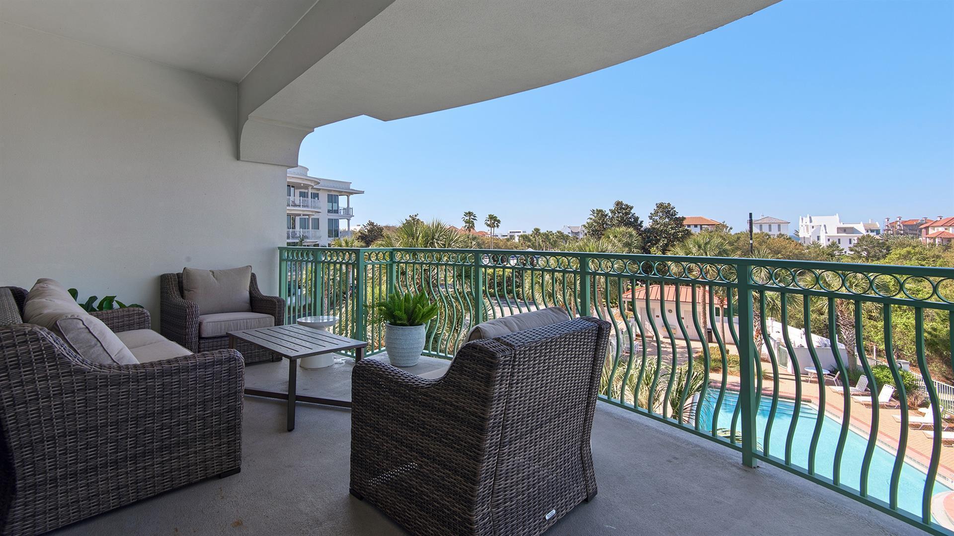 INN AT SEACREST BEACH (THE) - Residential