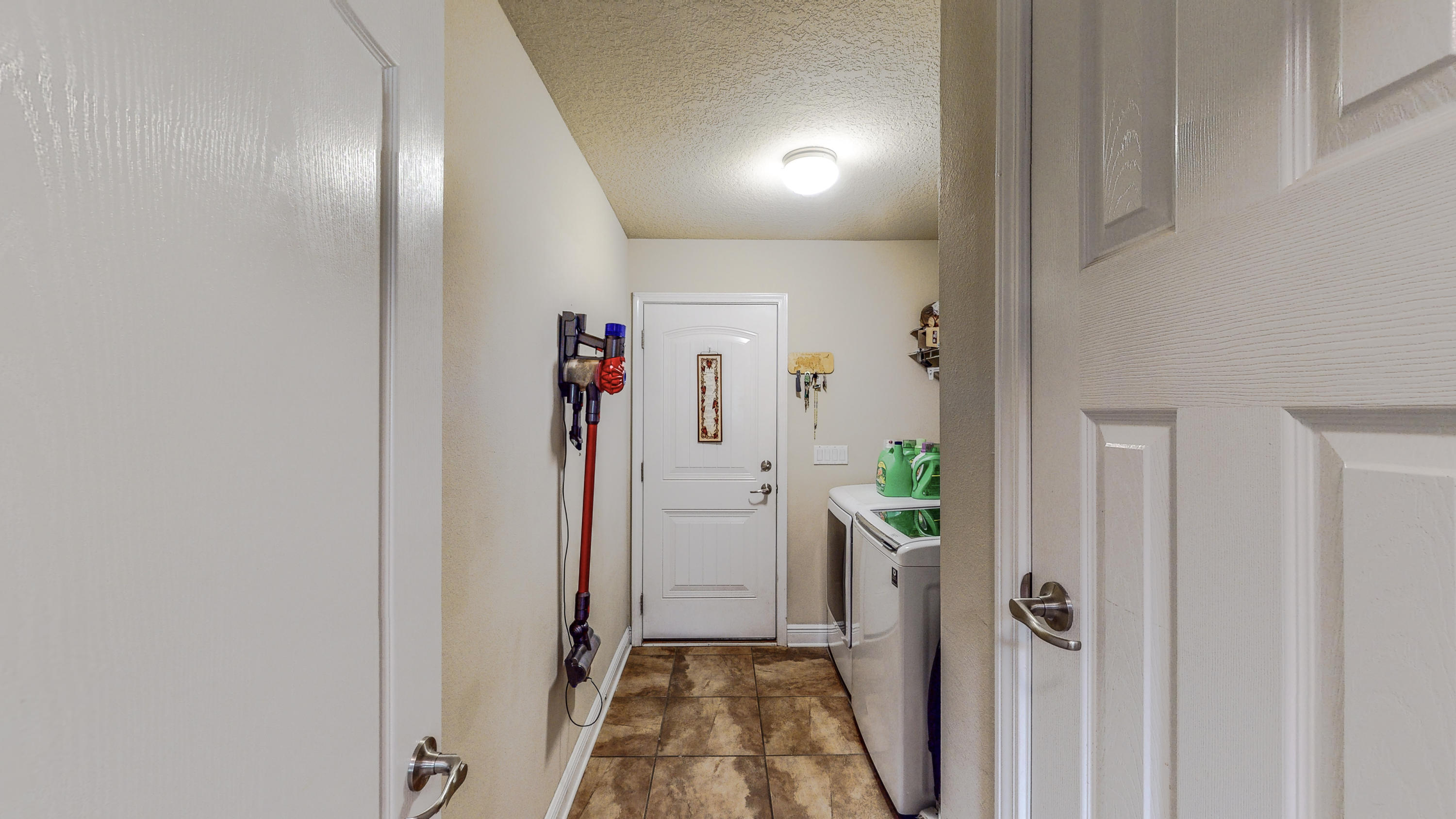 SILVER CREEK ESTATES - Residential