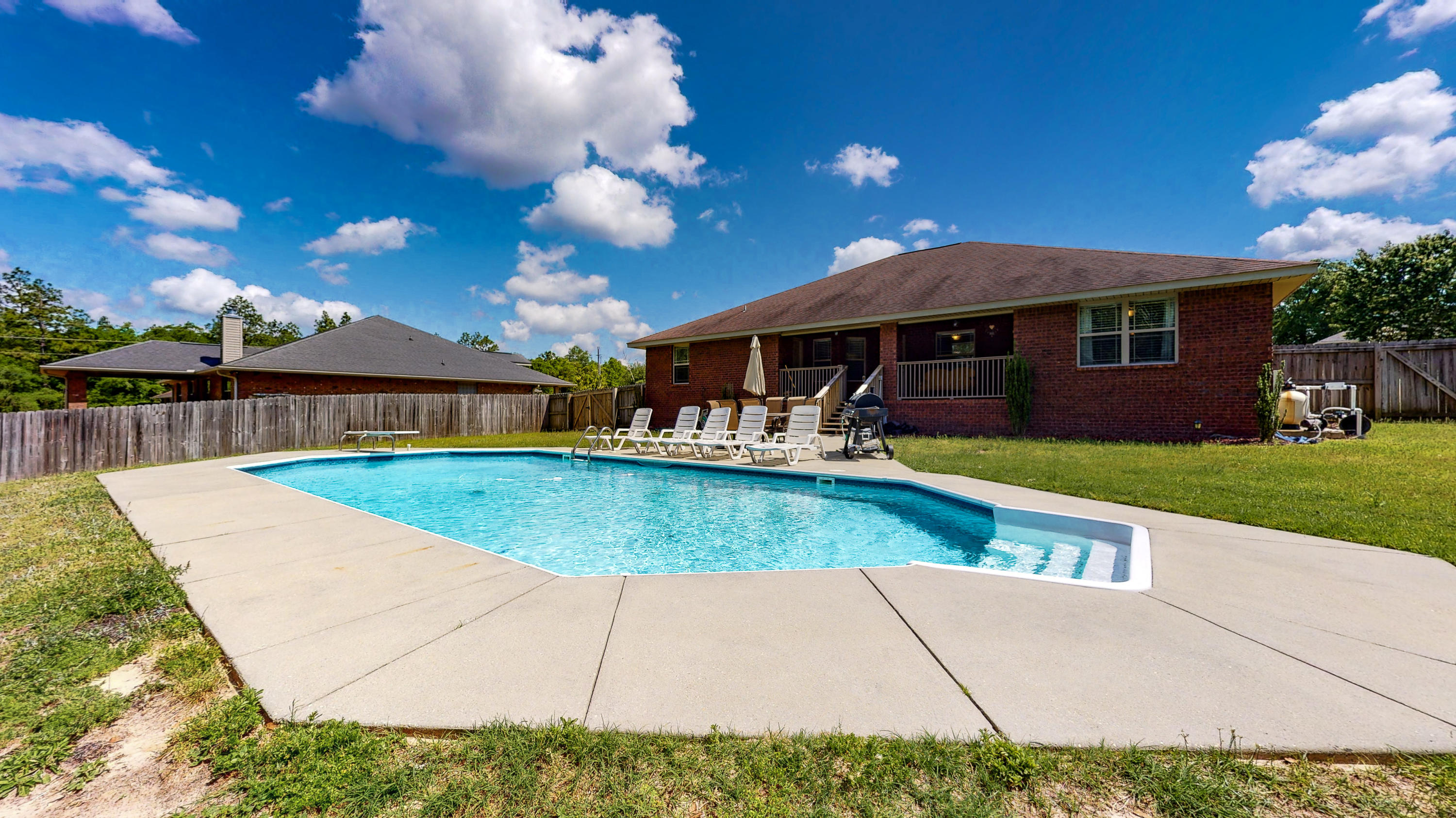 SILVER CREEK ESTATES - Residential