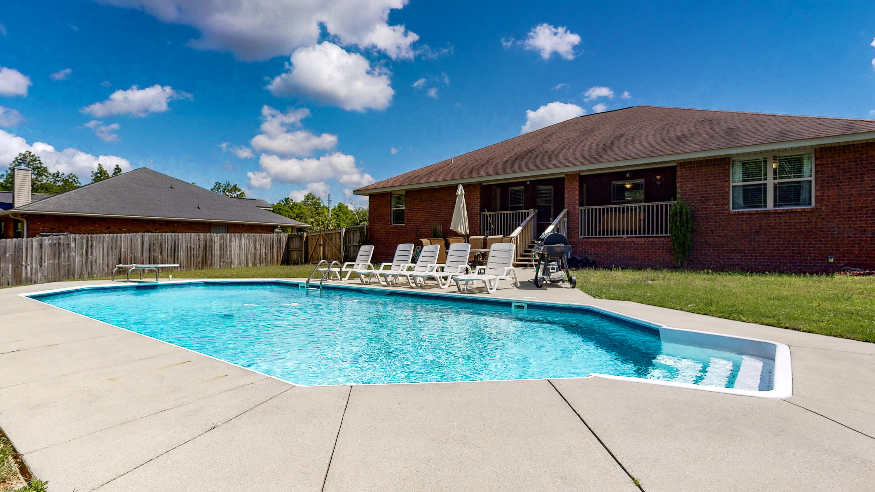 SILVER CREEK ESTATES - Residential