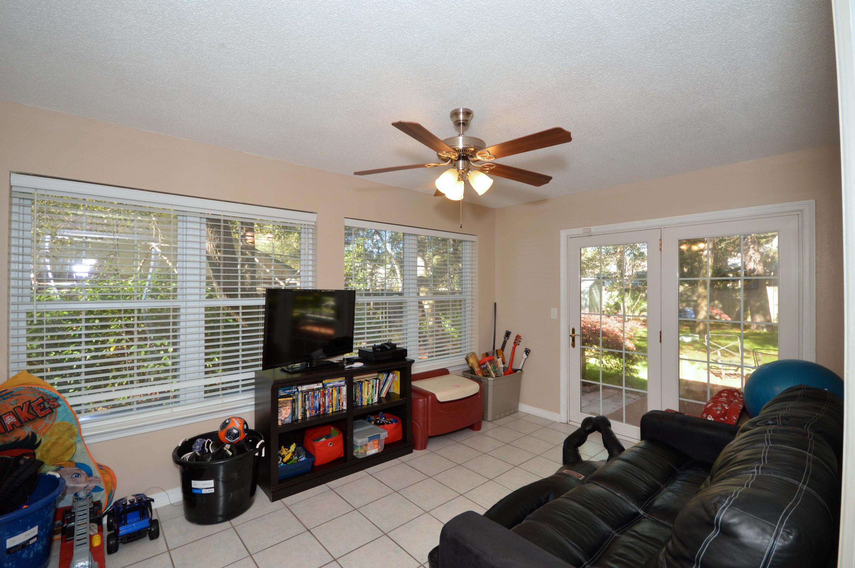 BLUEWATER BAY - Residential