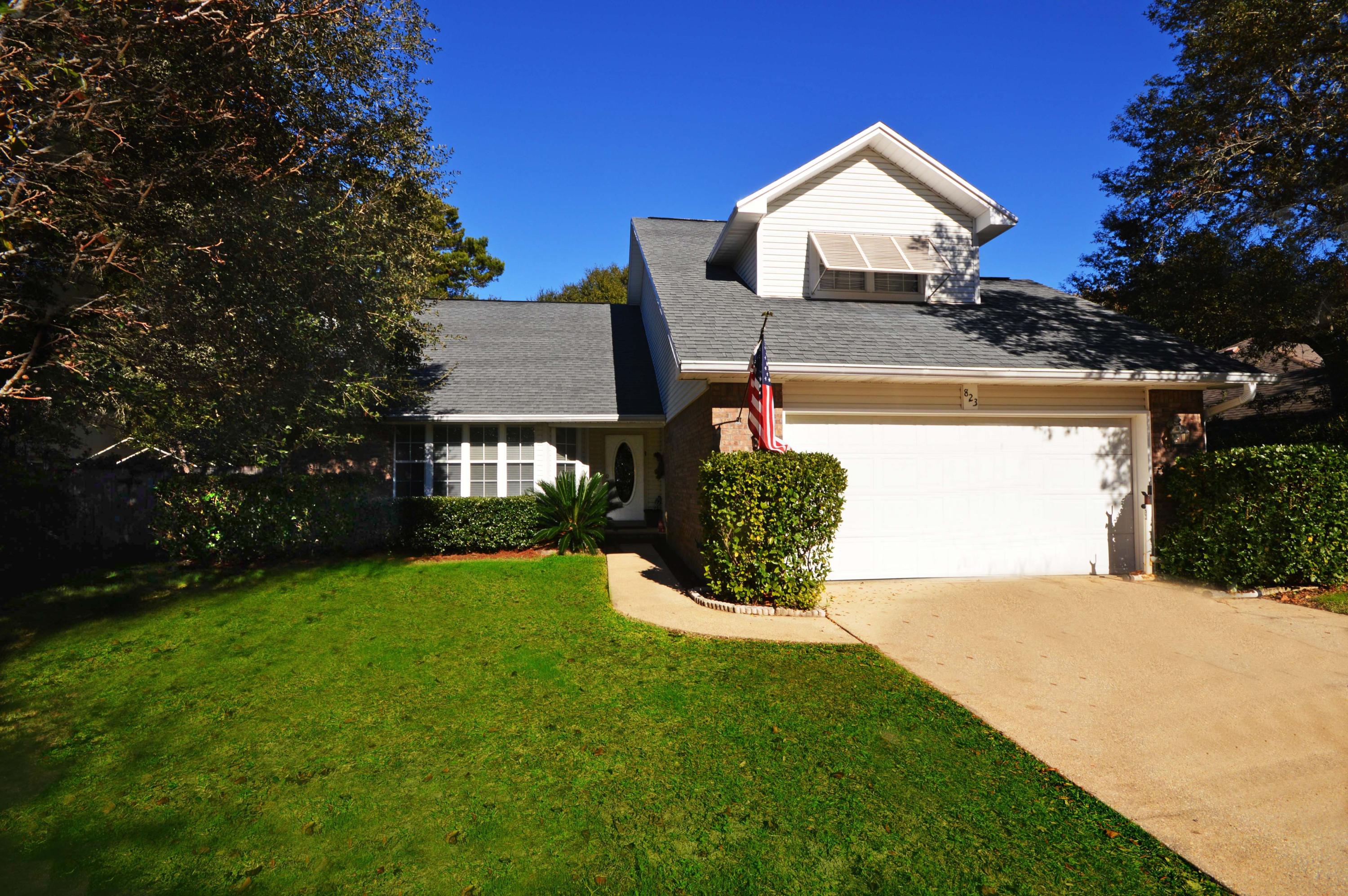 BLUEWATER BAY - Residential