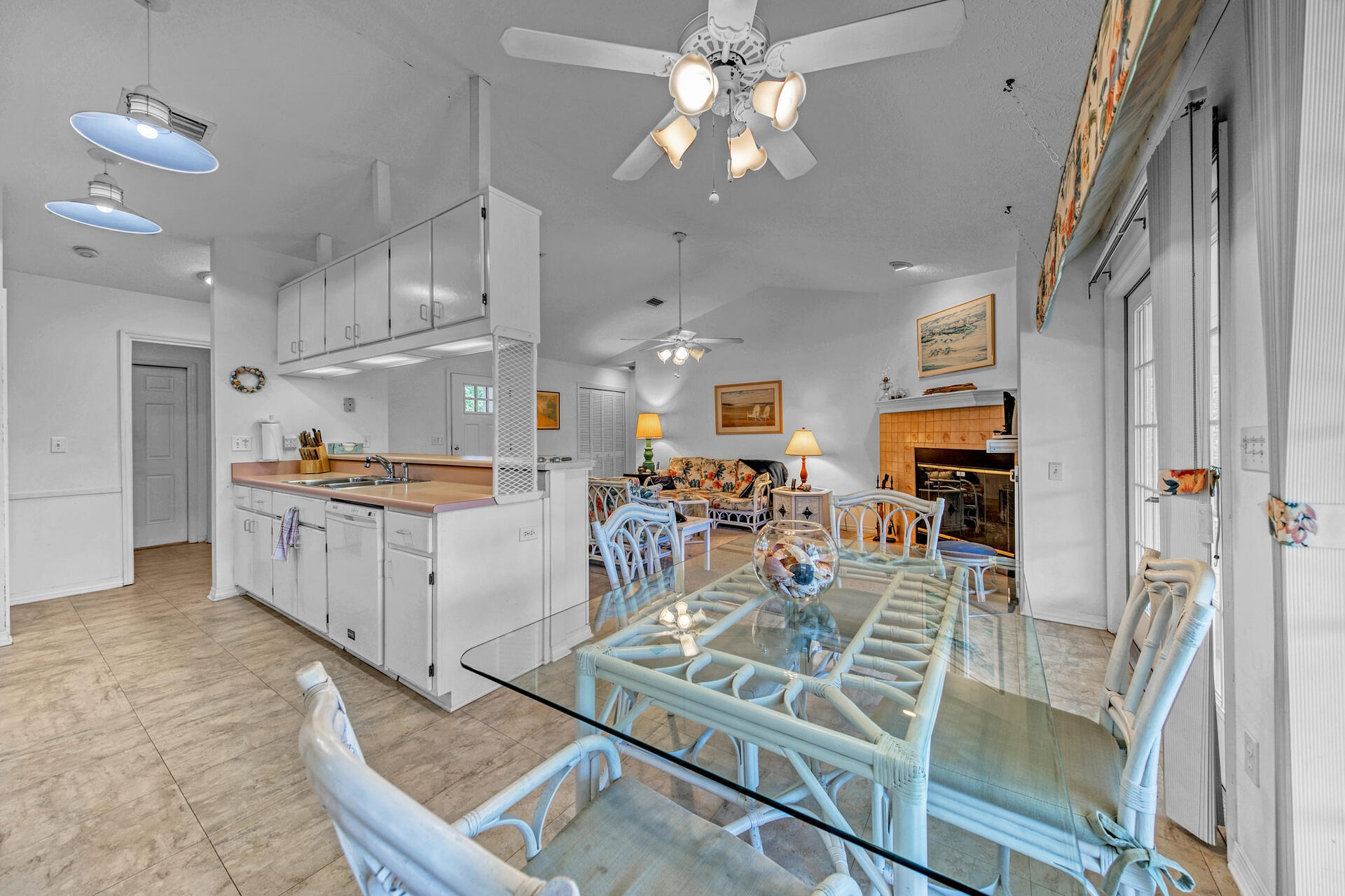 GULFSIDE ESTATES PHASE I & II - Residential