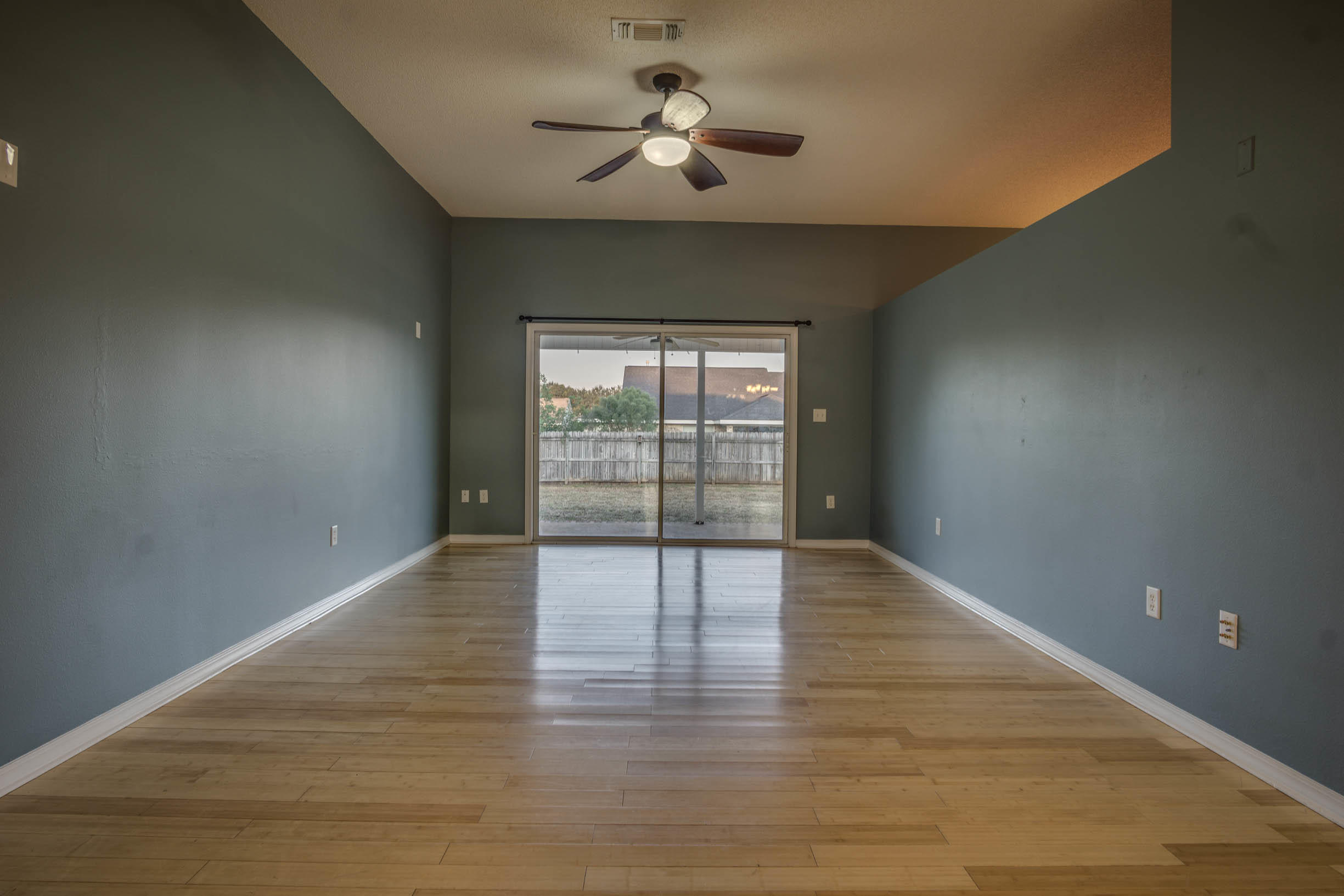 BROOKE ESTATES PH I - Residential