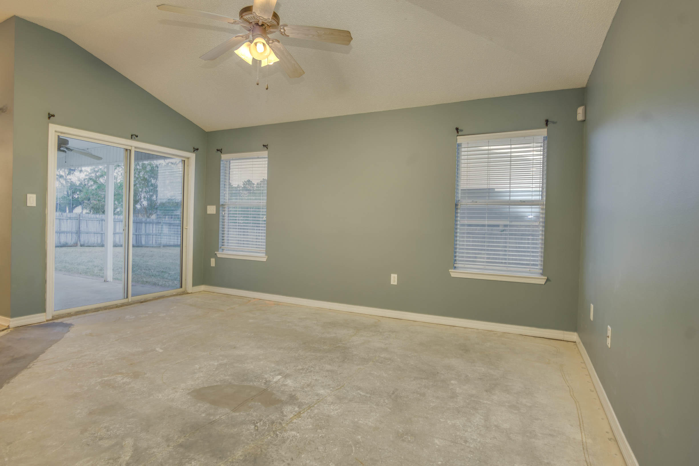 BROOKE ESTATES PH I - Residential